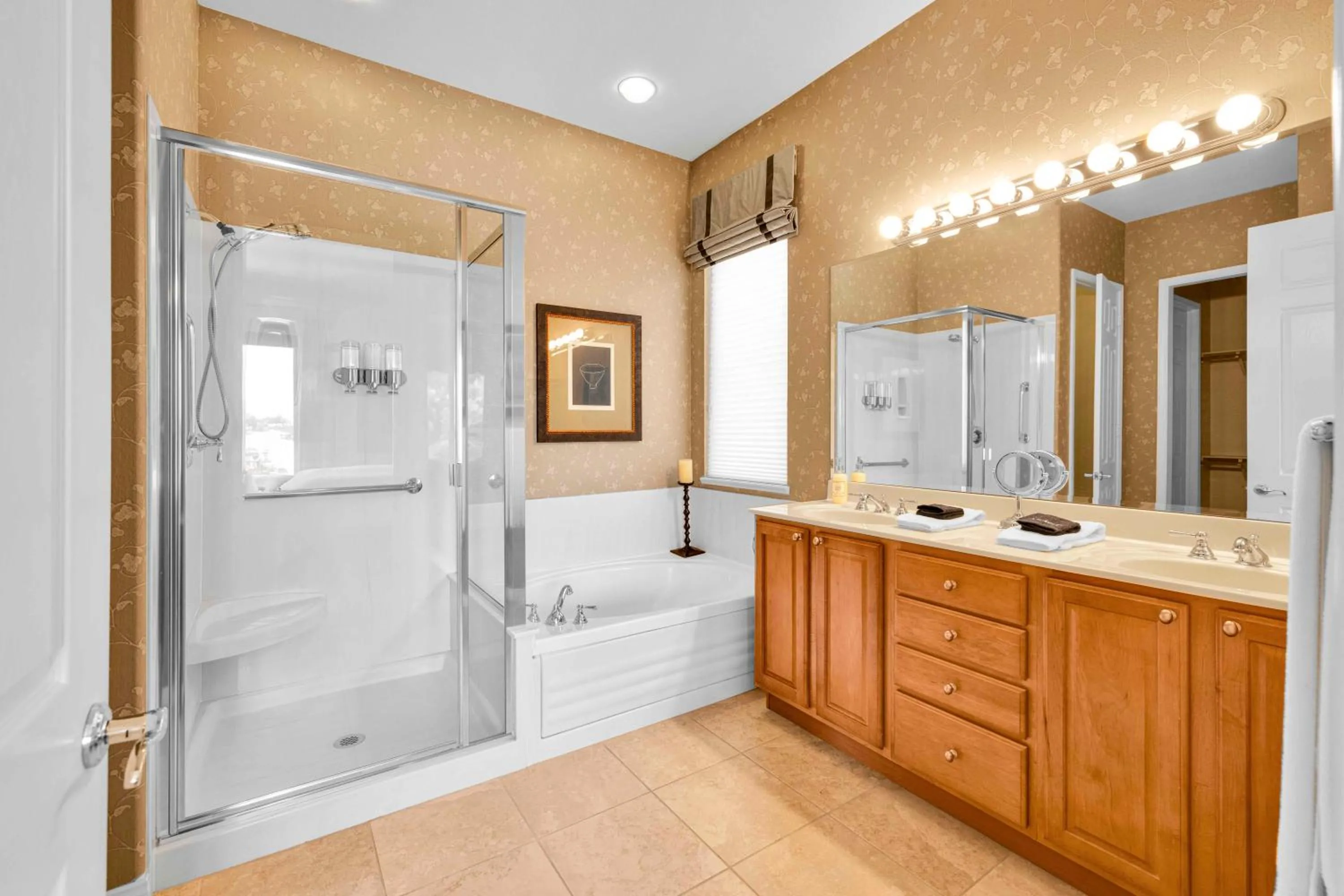 Bathroom in Desert Fairway Oasis