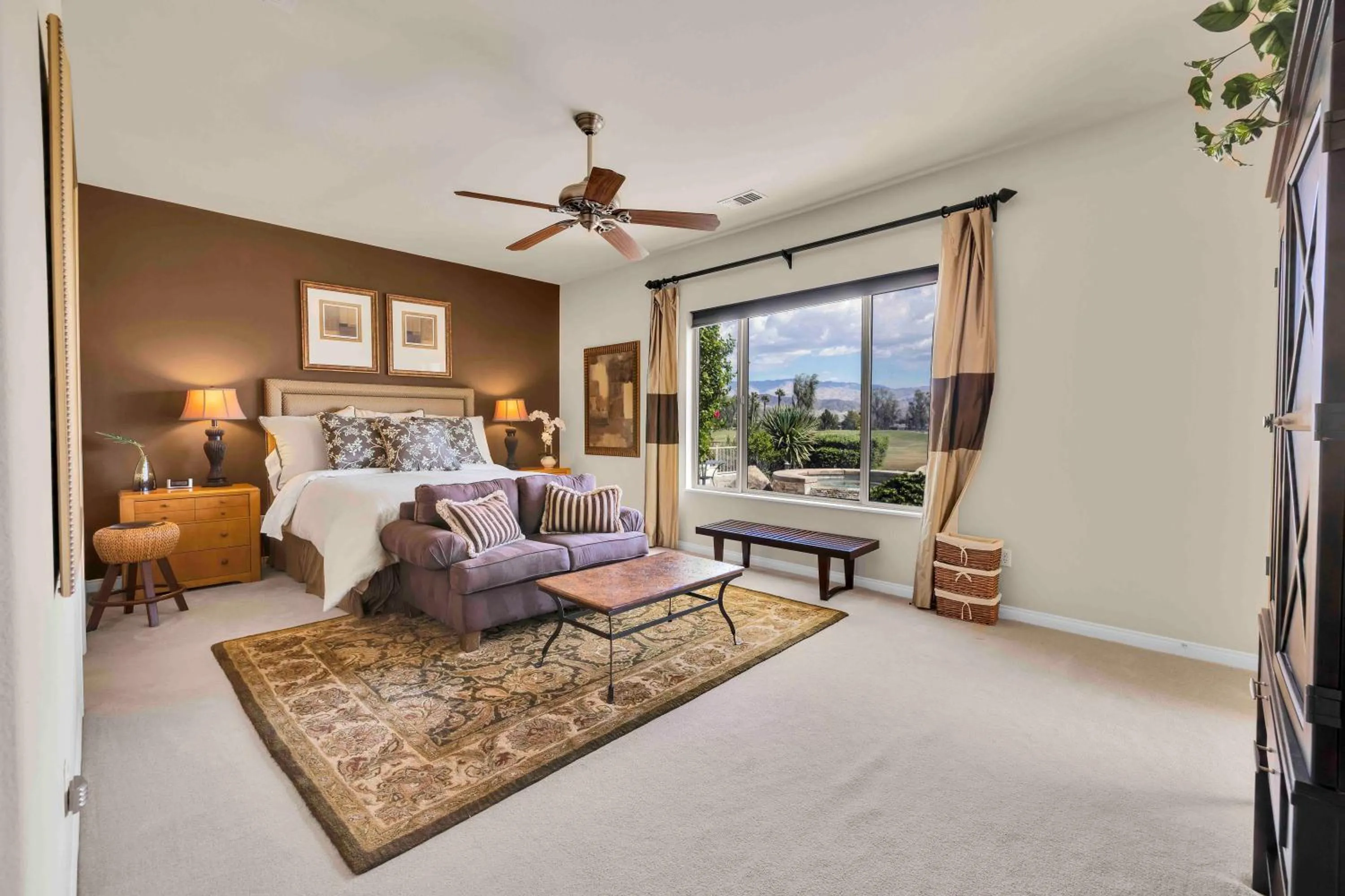Living room in Desert Fairway Oasis