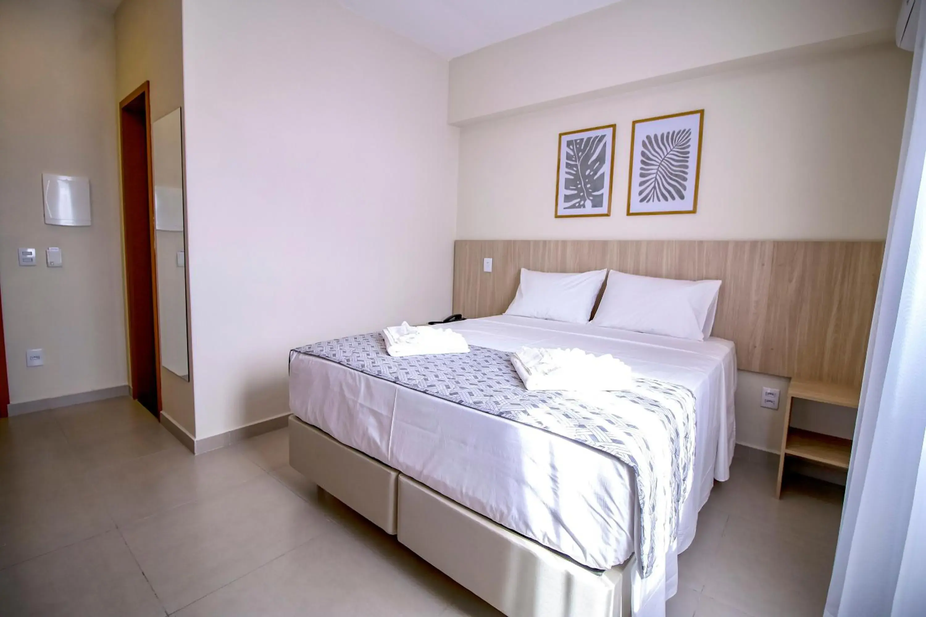 King Suite in MLG Hotel King Suite in MLG Hotel