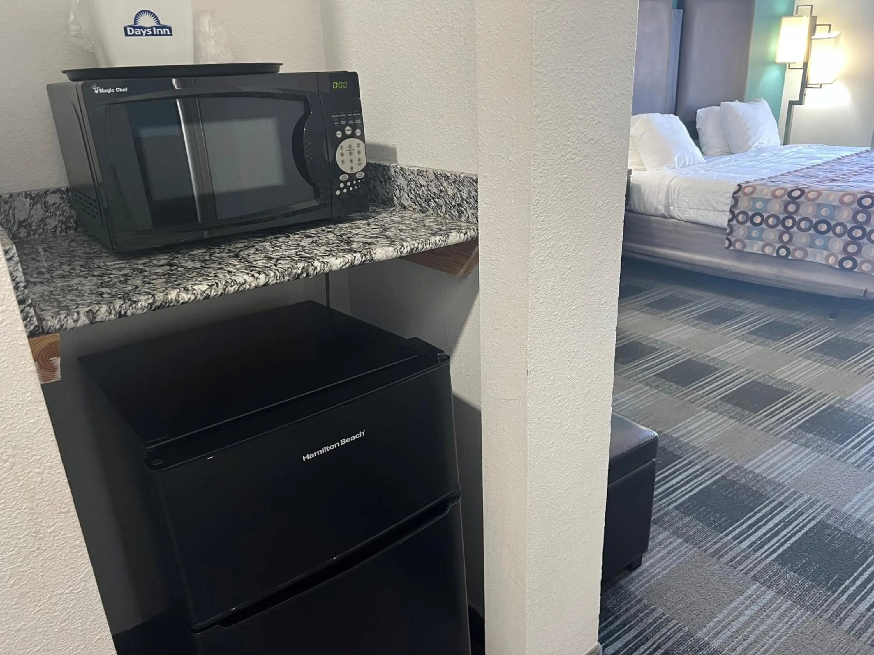 minibar, Bed in Days Inn by Wyndham Alva