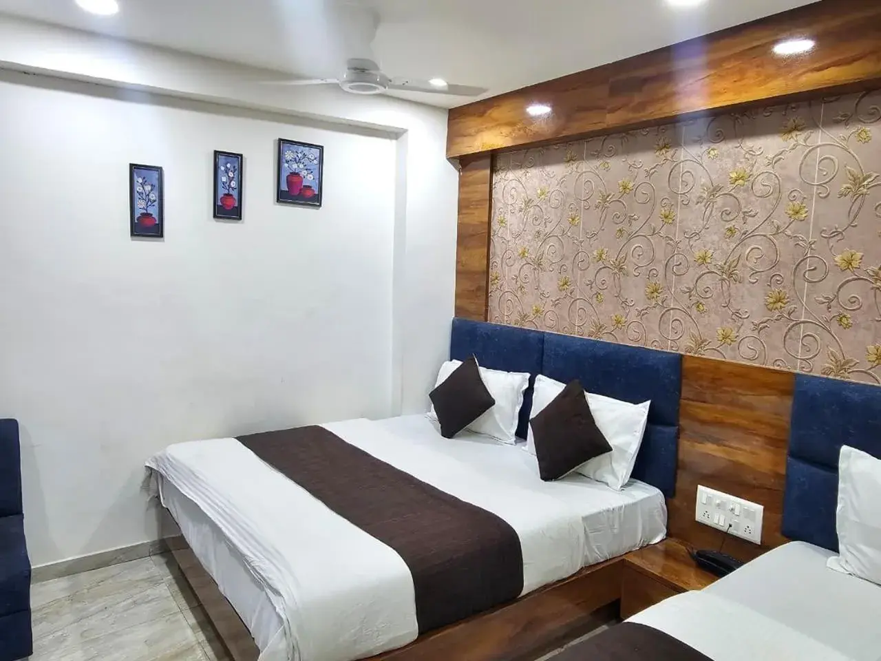 Double Room in Hotel Bhagya Ahmedabad Double Room in Hotel Bhagya Ahmedabad