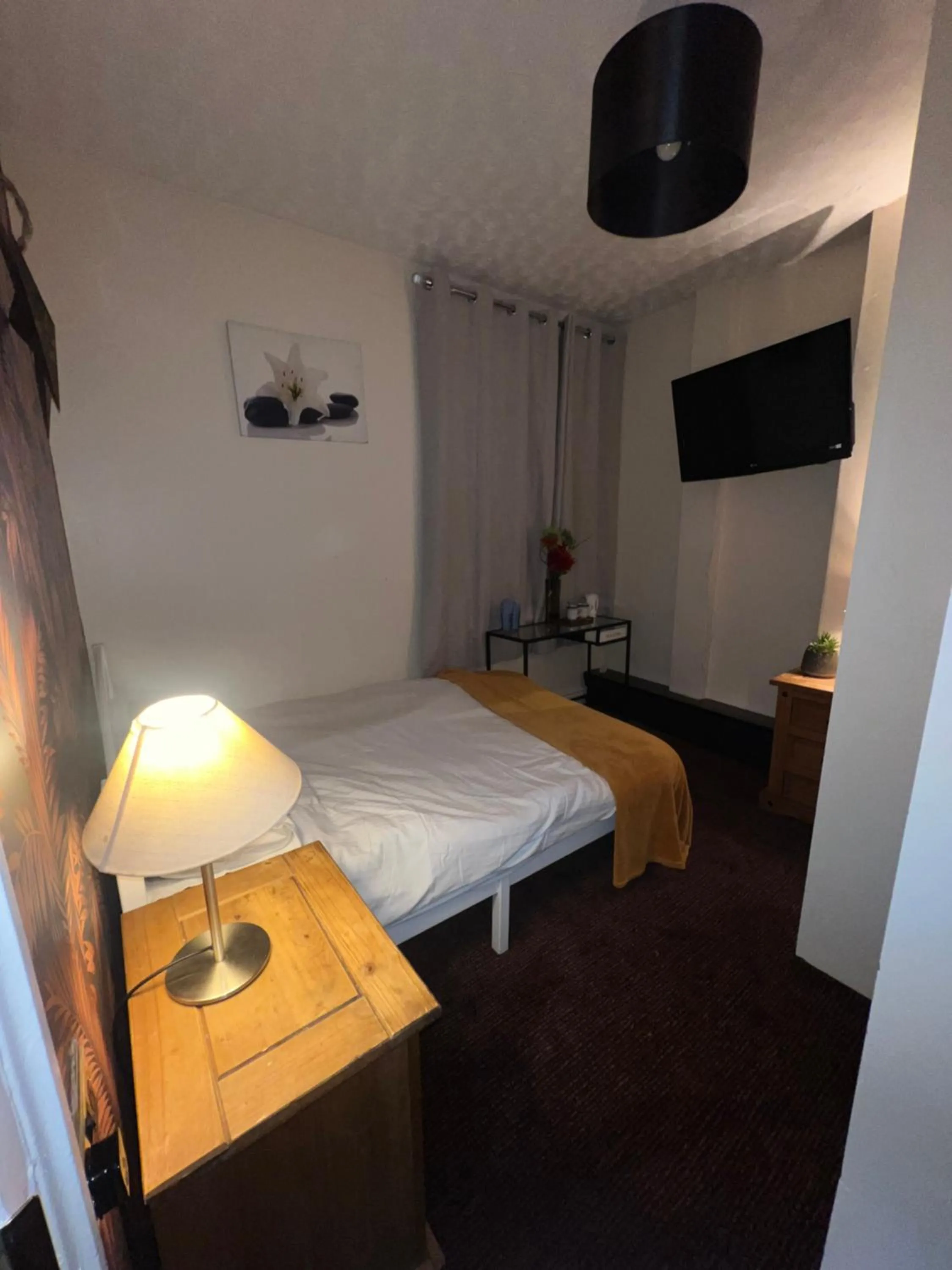 Ash Lea Hotel