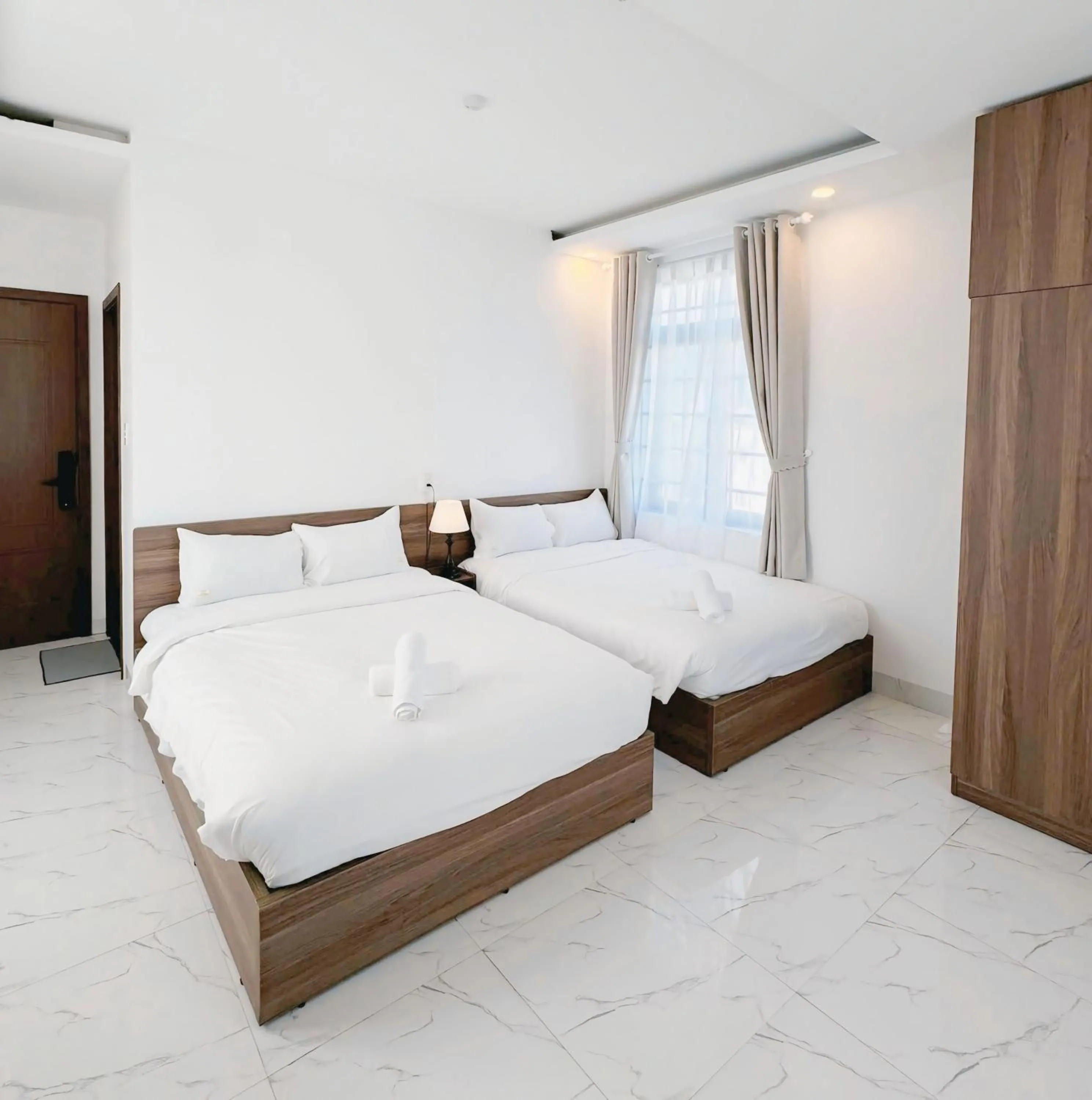 Ania Beachside Hotel Da Nang