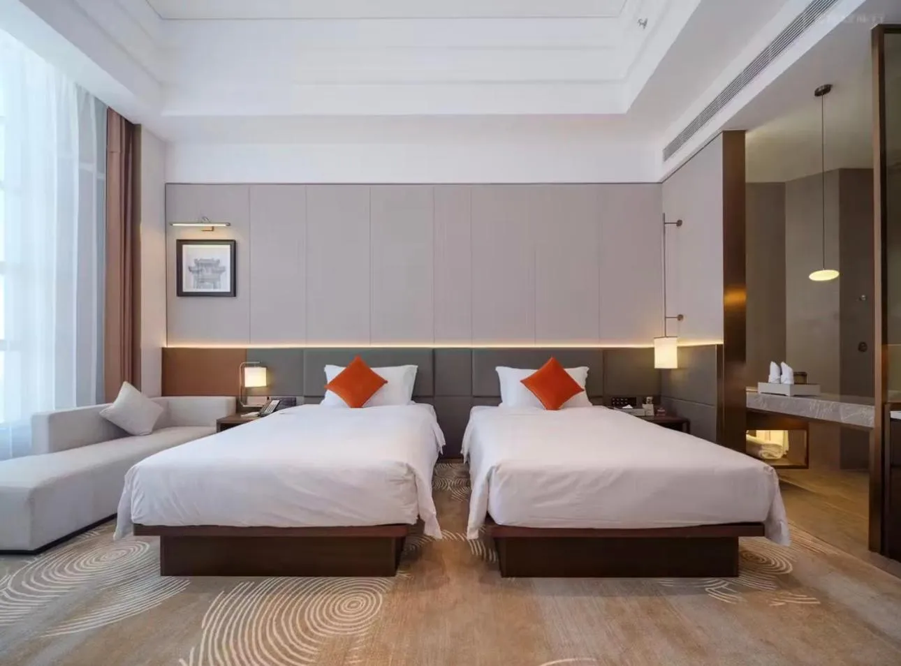 Bed in SINOKAI International Hotel