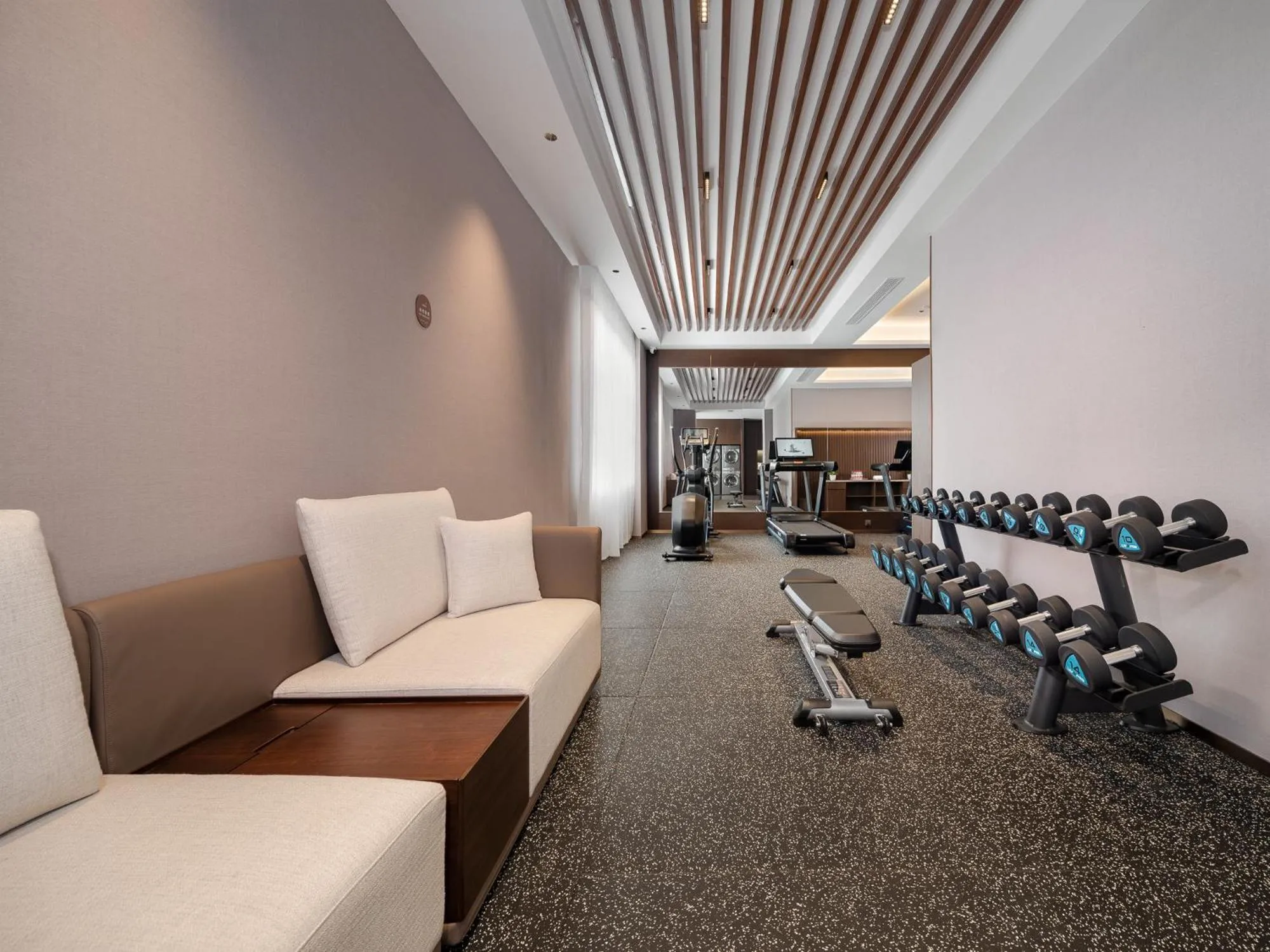 Fitness centre/facilities in SINOKAI International Hotel