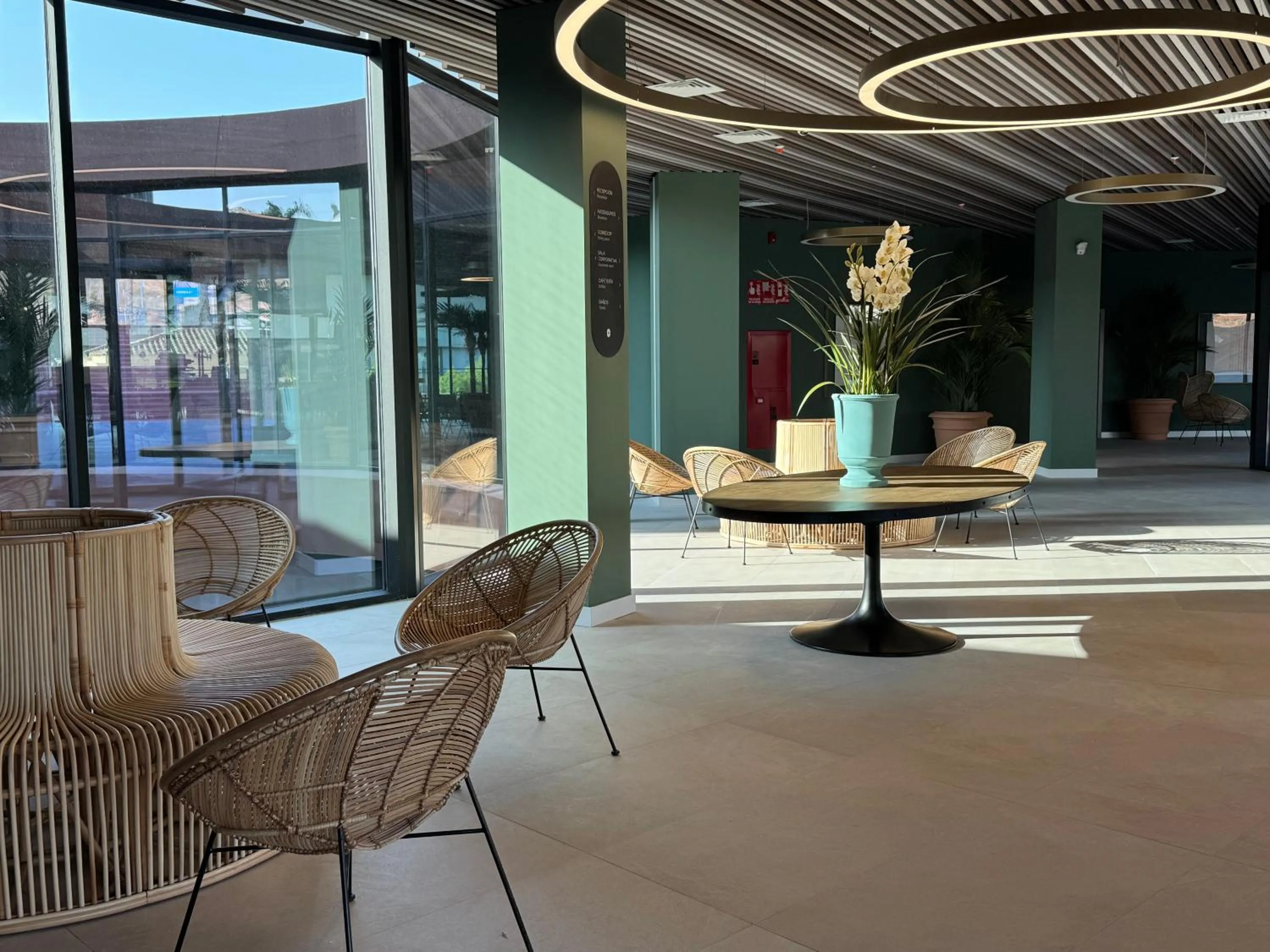 Lobby or reception in Hotel BCL Podium La Nucia