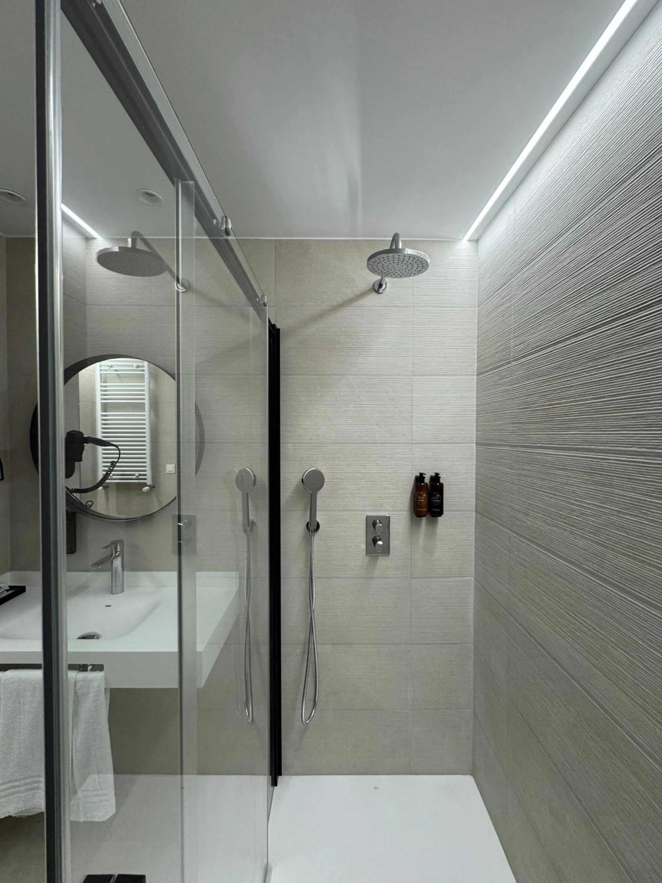 Bathroom in Hotel BCL Podium La Nucia