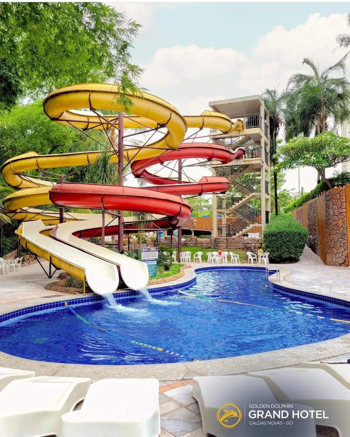 Golden Dolphin Grand Hotel