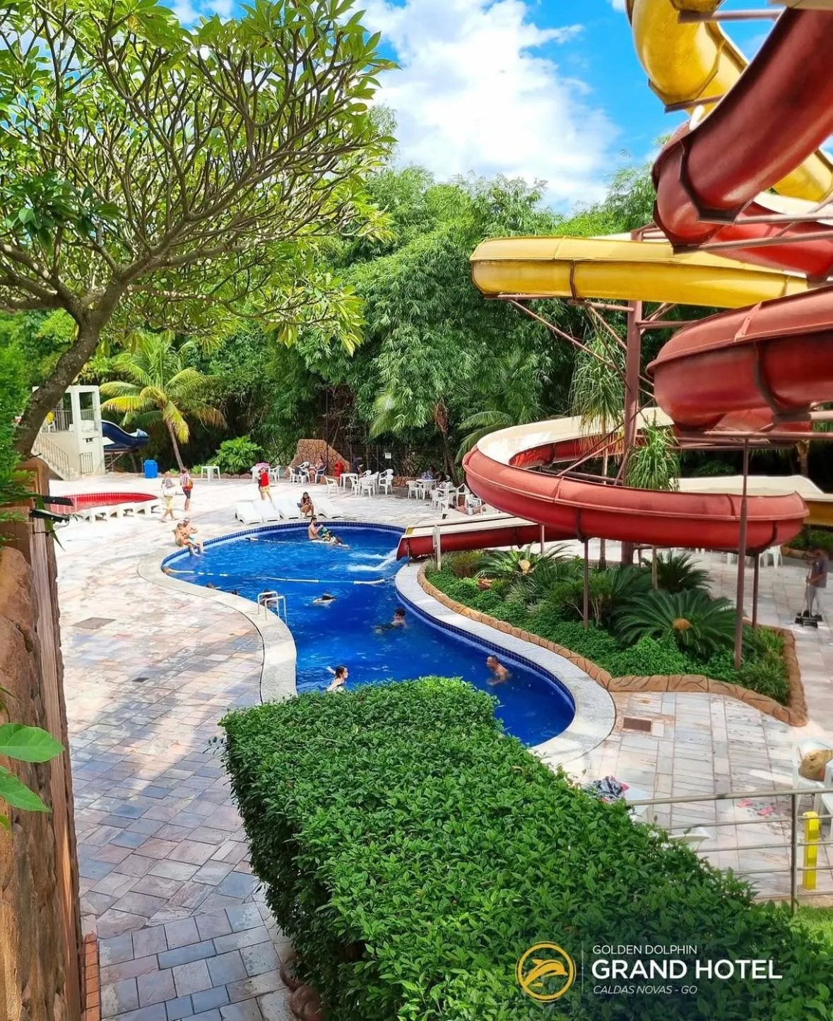 Golden Dolphin Grand Hotel