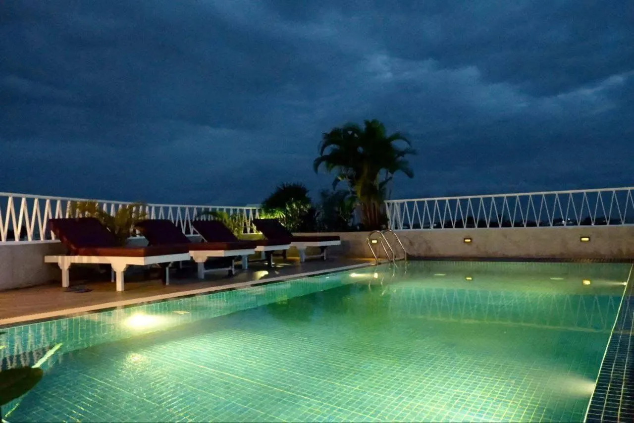 Day Sunrise Boutique Hotel