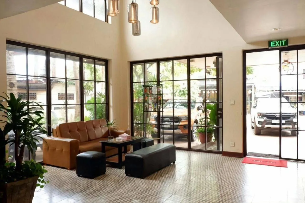 Day Sunrise Boutique Hotel