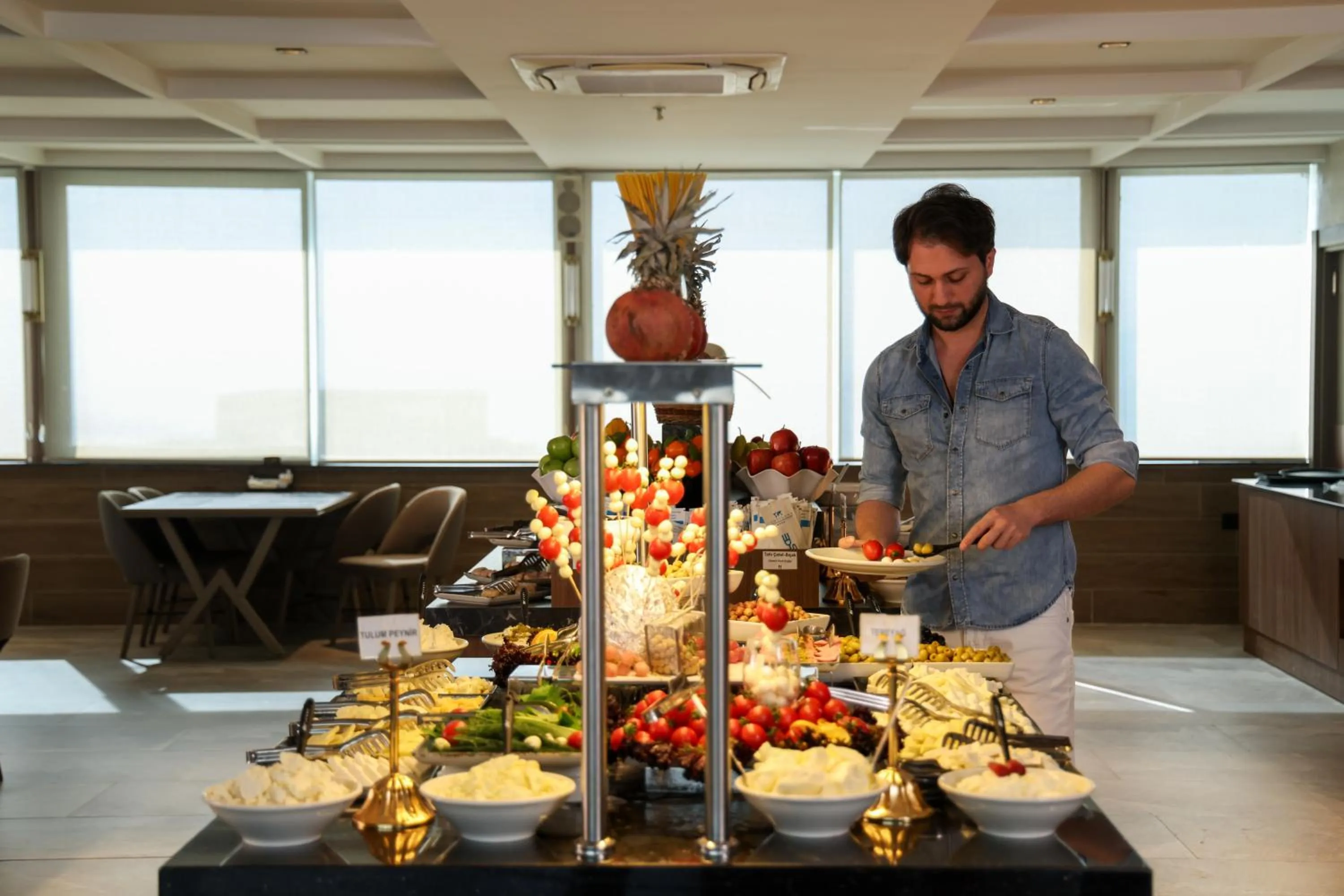 Restaurant/places to eat in Continent Hotel Kahramanmaraş