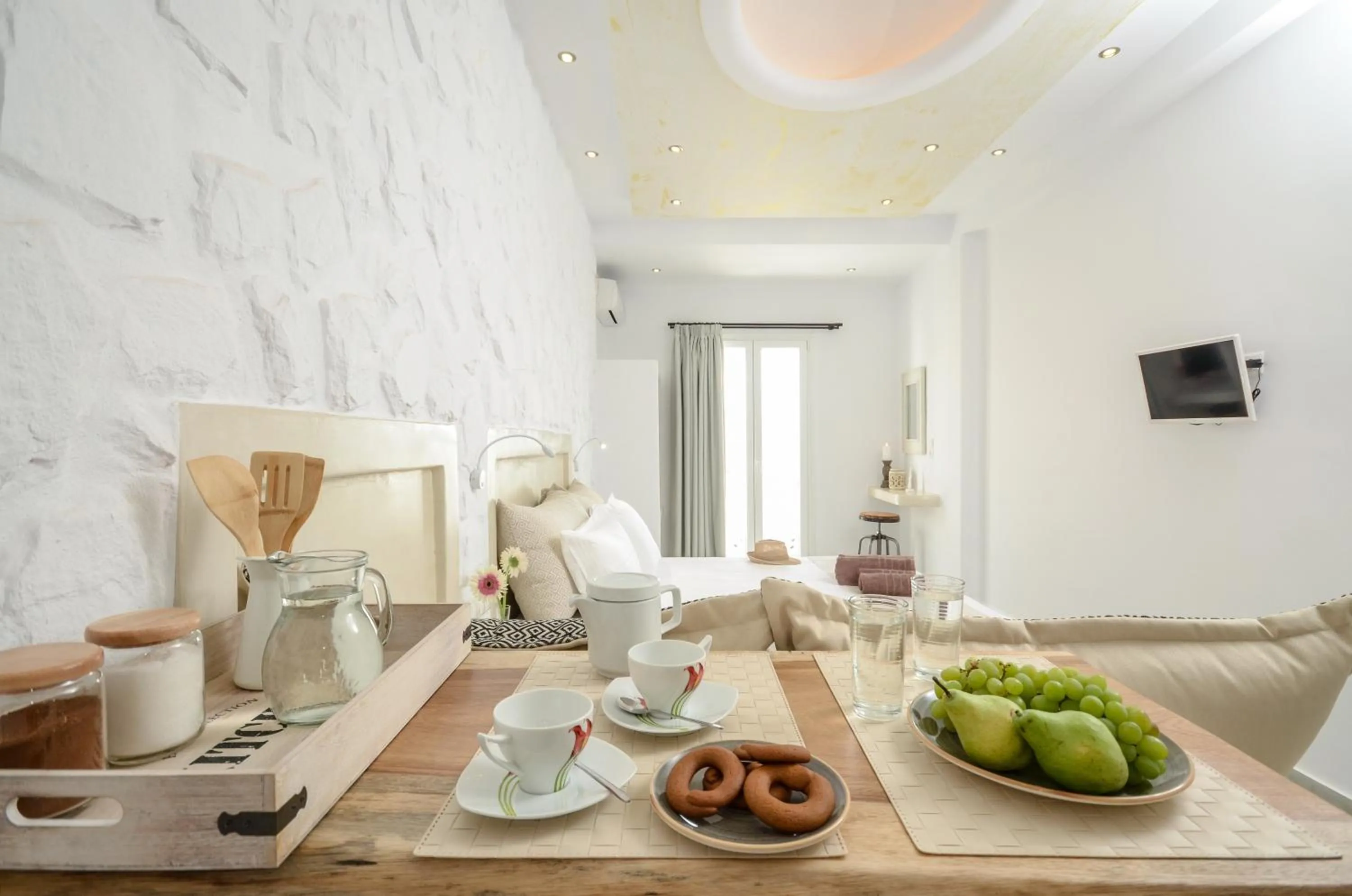 TV and multimedia in Naxos Dream Oniro Studios - Adults Only