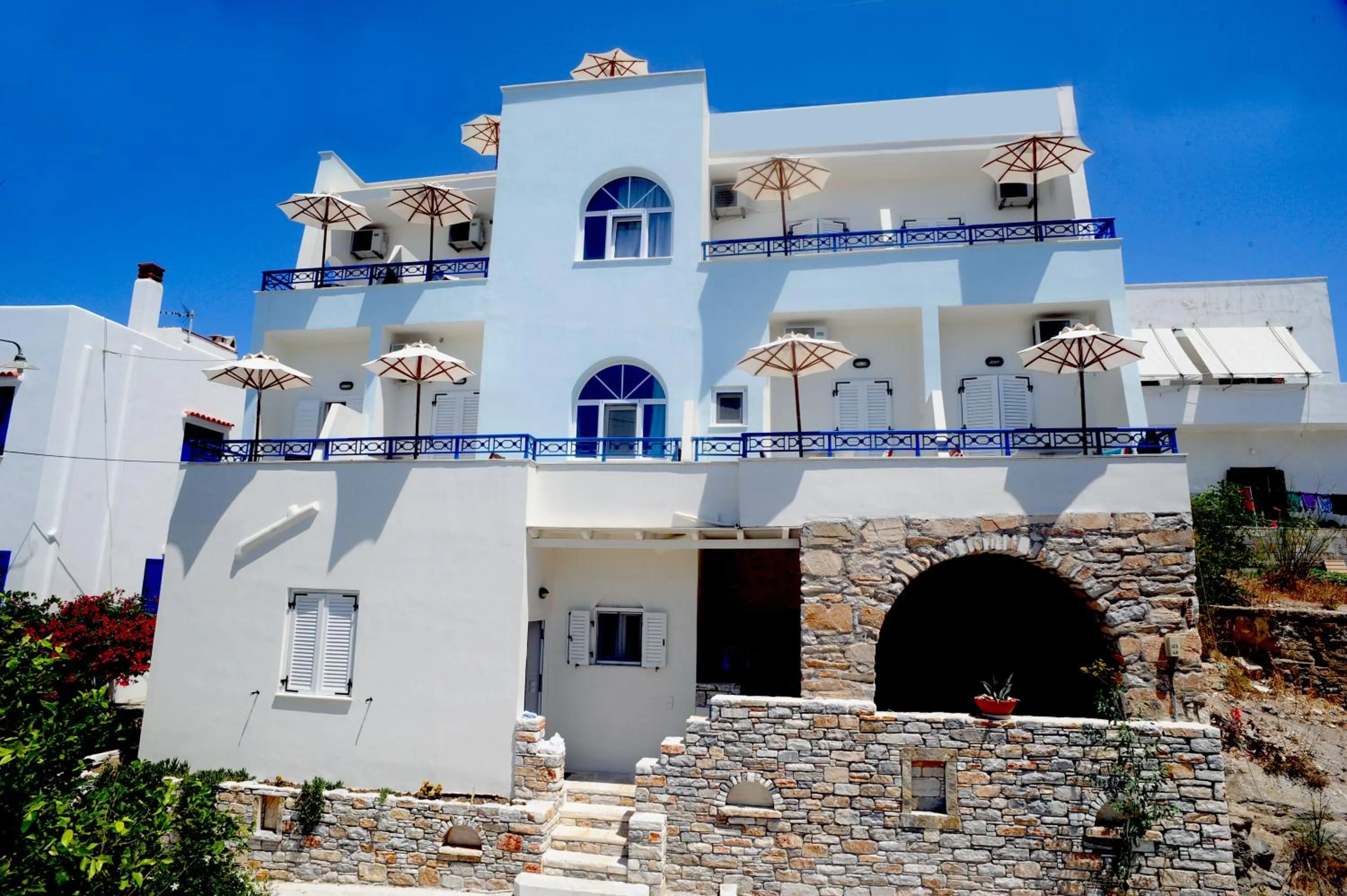 Facade/entrance in Naxos Dream Oniro Studios - Adults Only