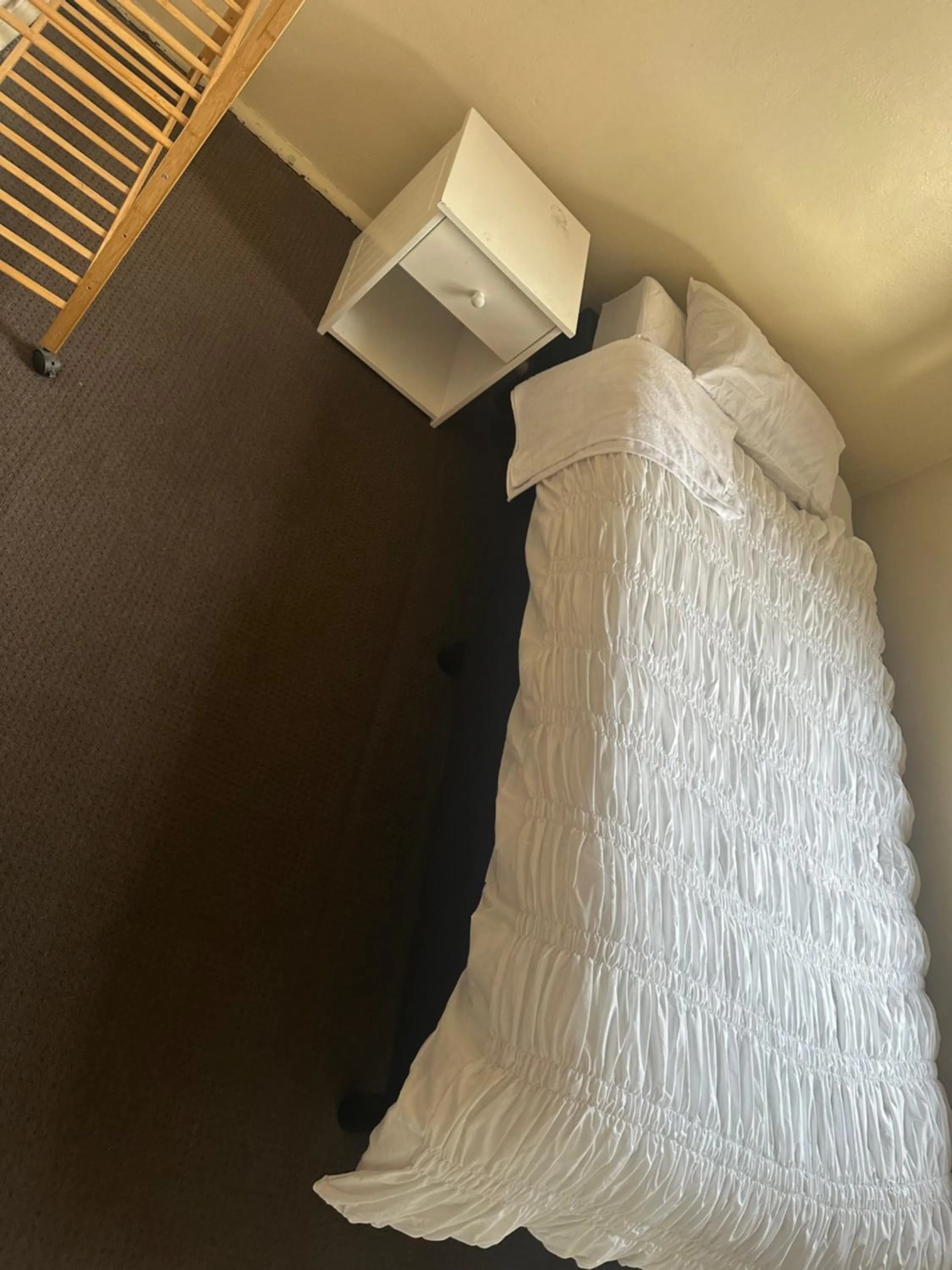 Bed in Ararat Hotel