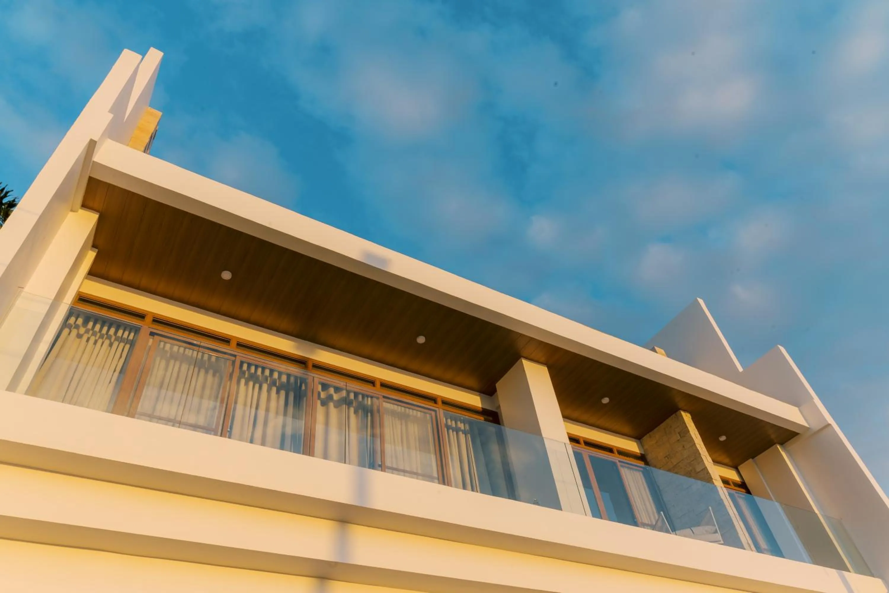 Palms La Union Beachfront Suites