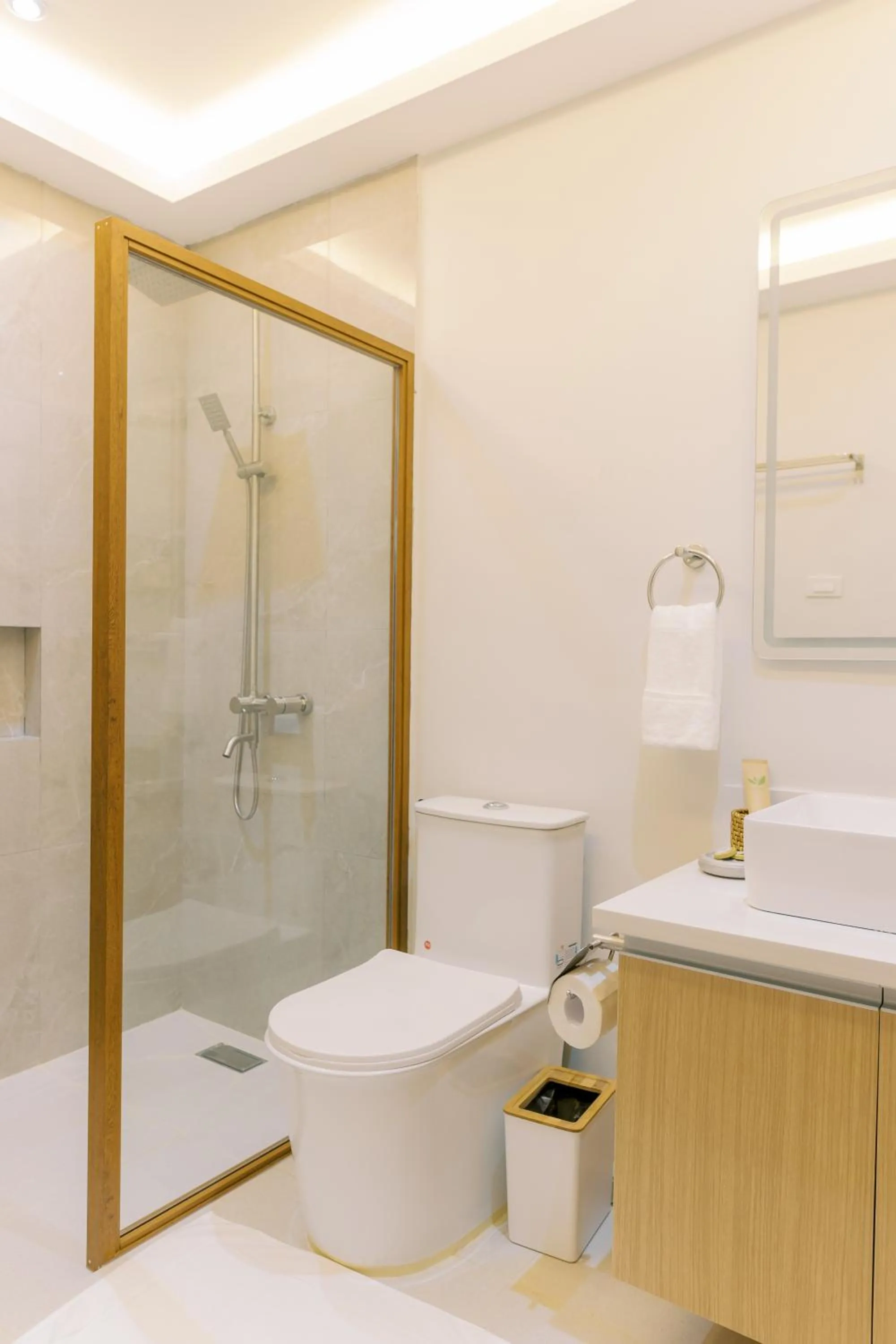 Shower in Palms La Union Beachfront Suites