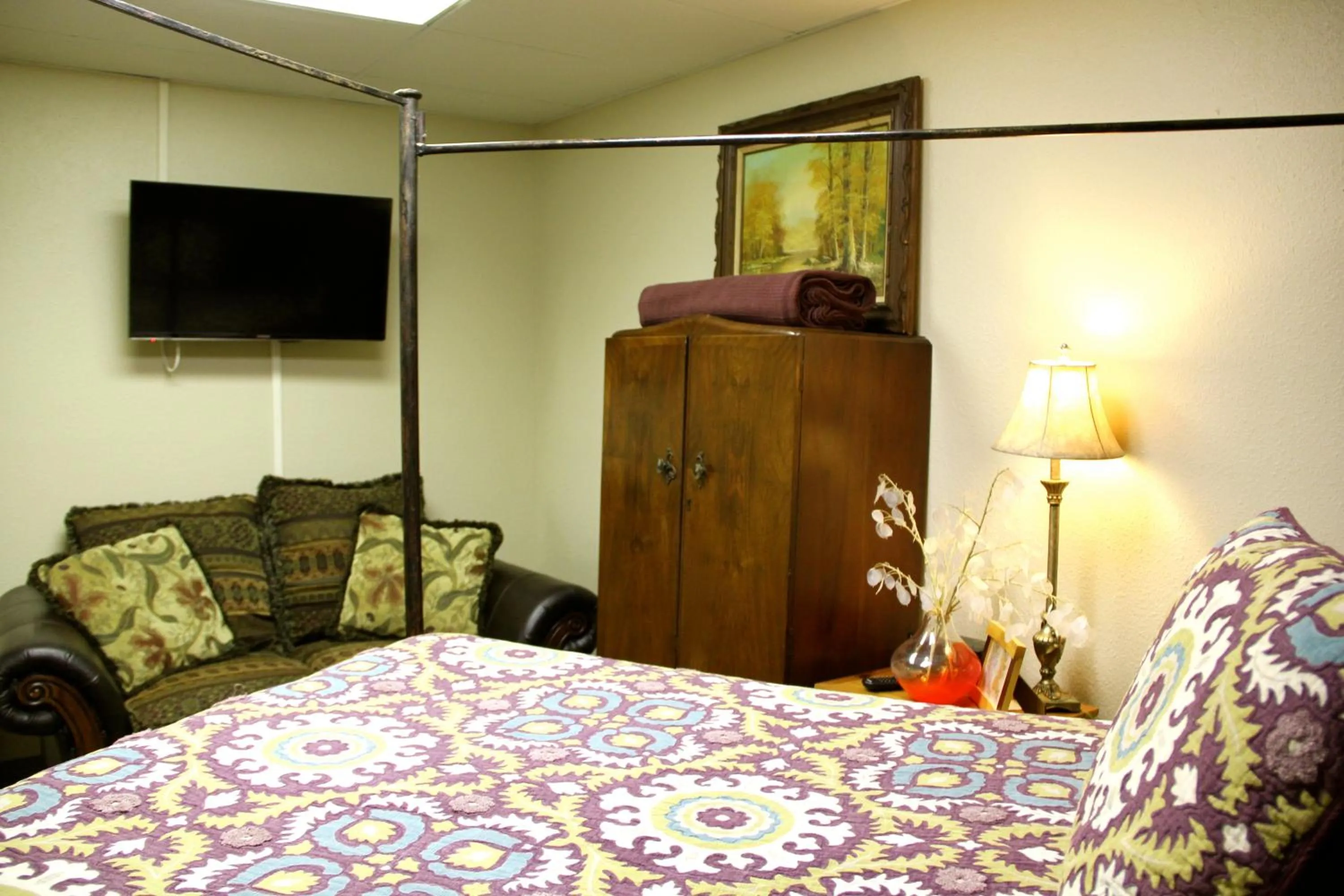 Photo of the whole room in A Place to Stay Rooms