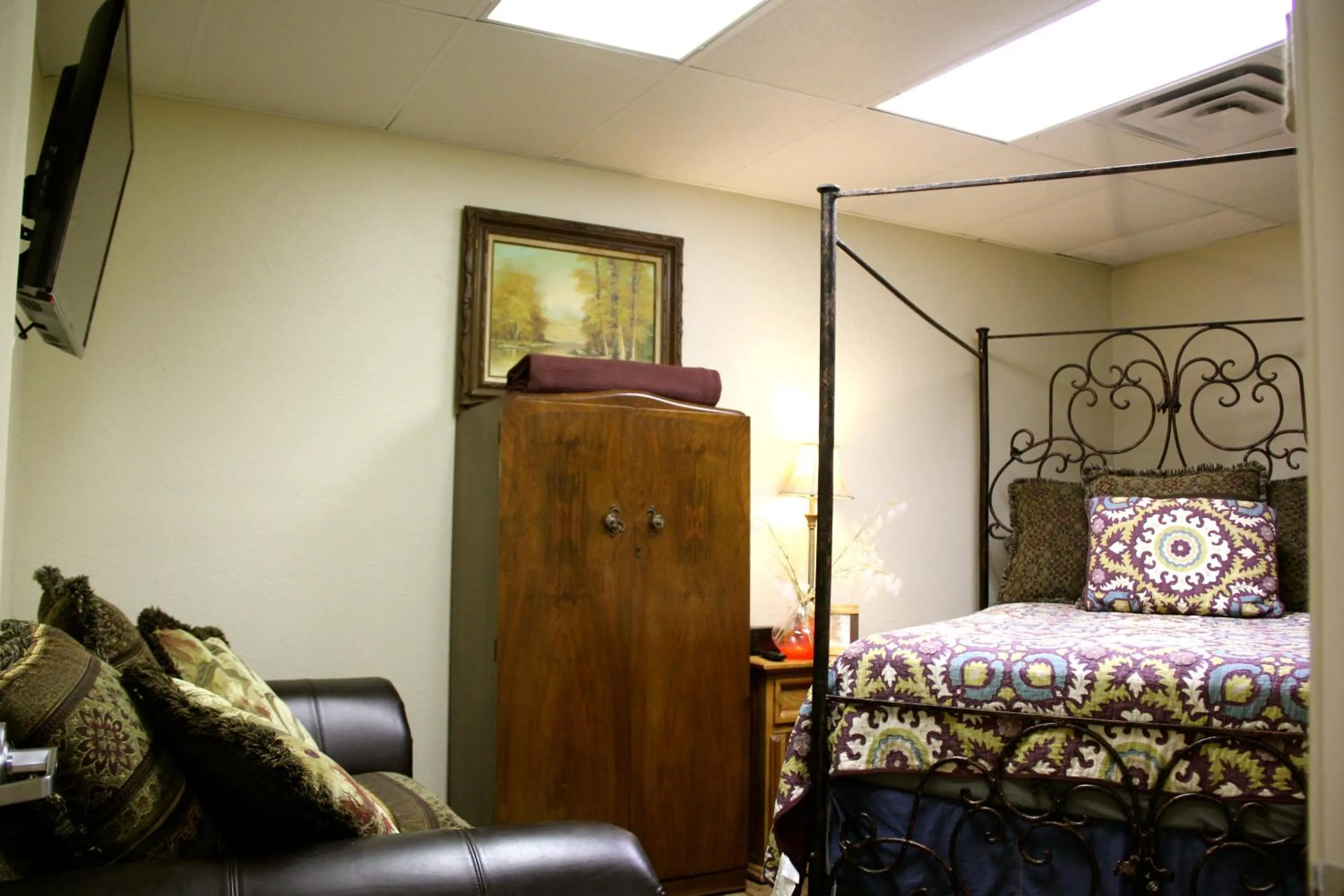 Photo of the whole room in A Place to Stay Rooms