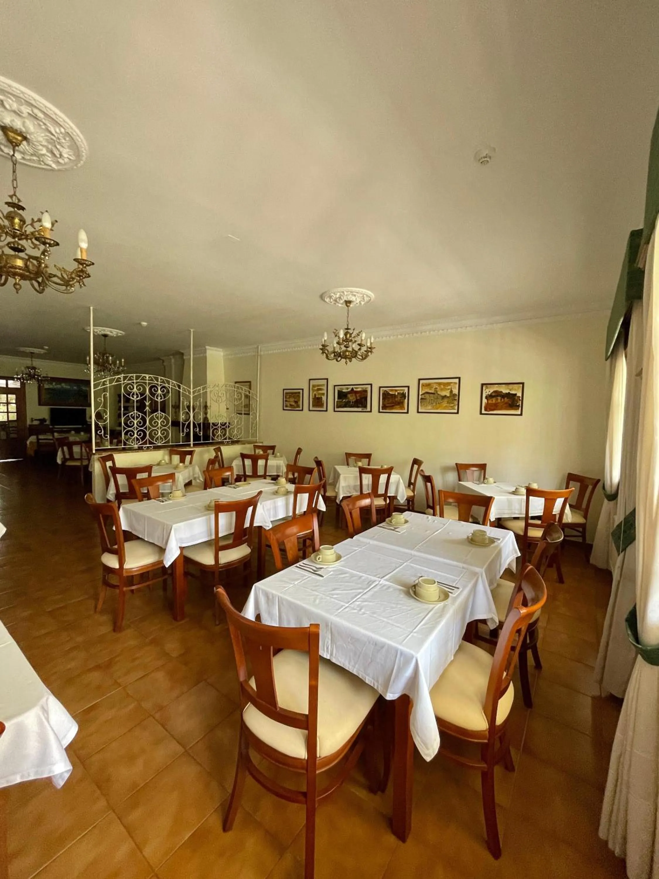 Dining area in Hotel Amandi