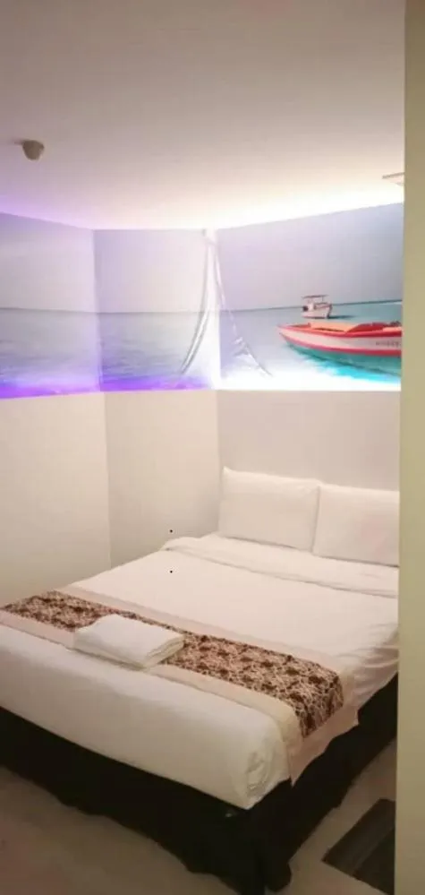 Bed in Waterfront Homestay