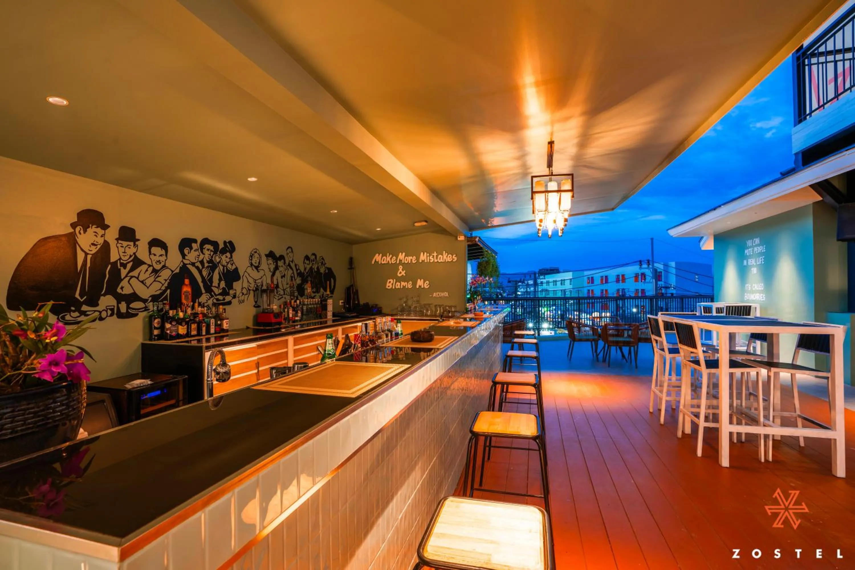 Lounge or bar in Zostel Phuket