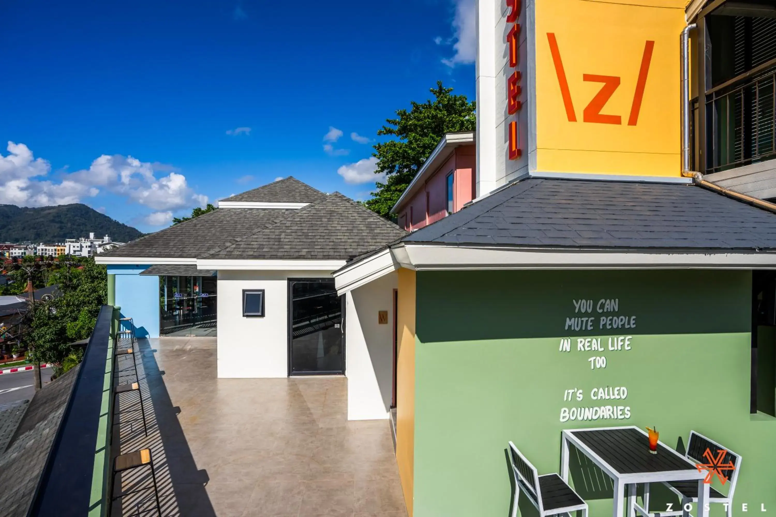 Lounge or bar in Zostel Phuket Lounge or bar in Zostel Phuket