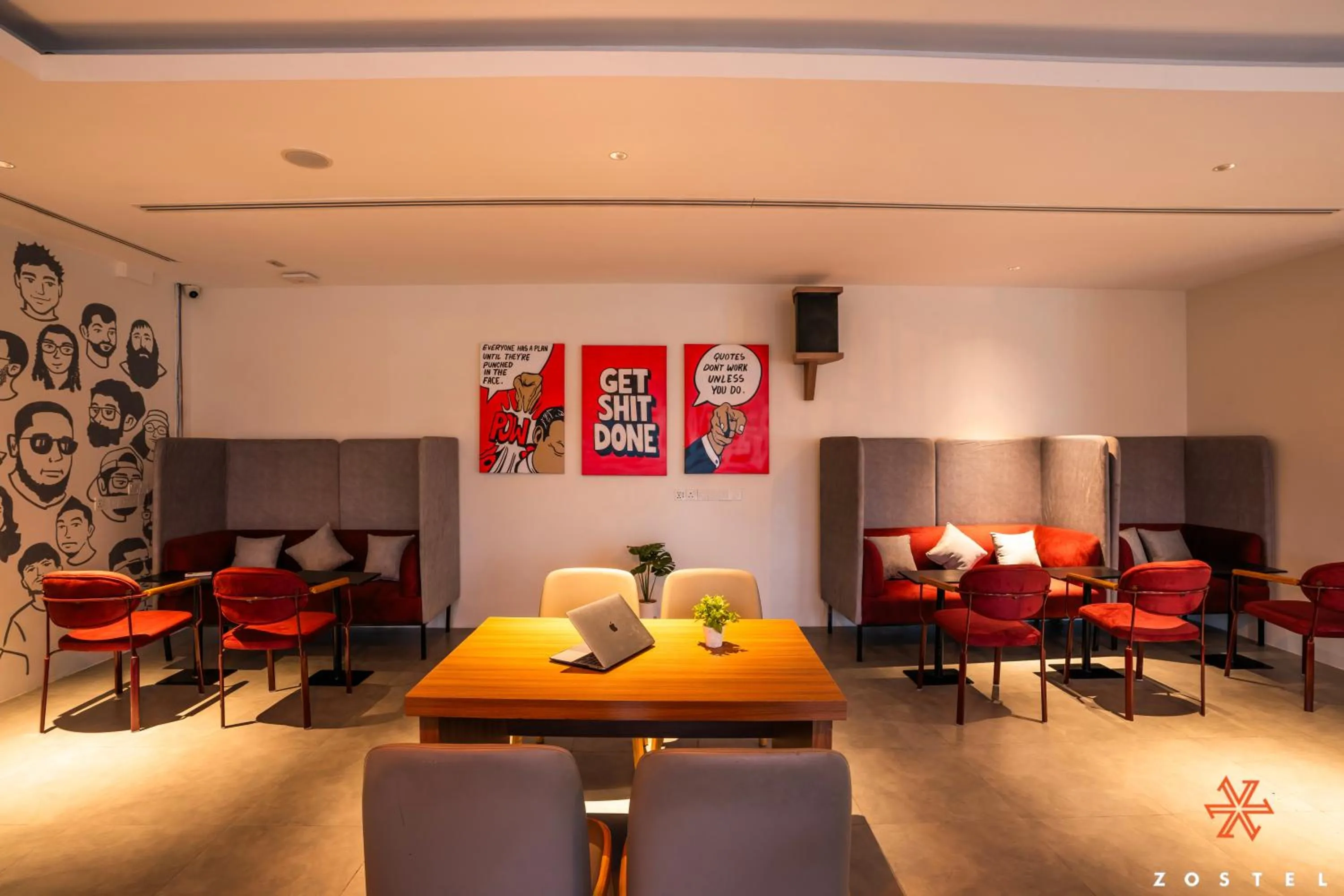 Lounge or bar in Zostel Phuket