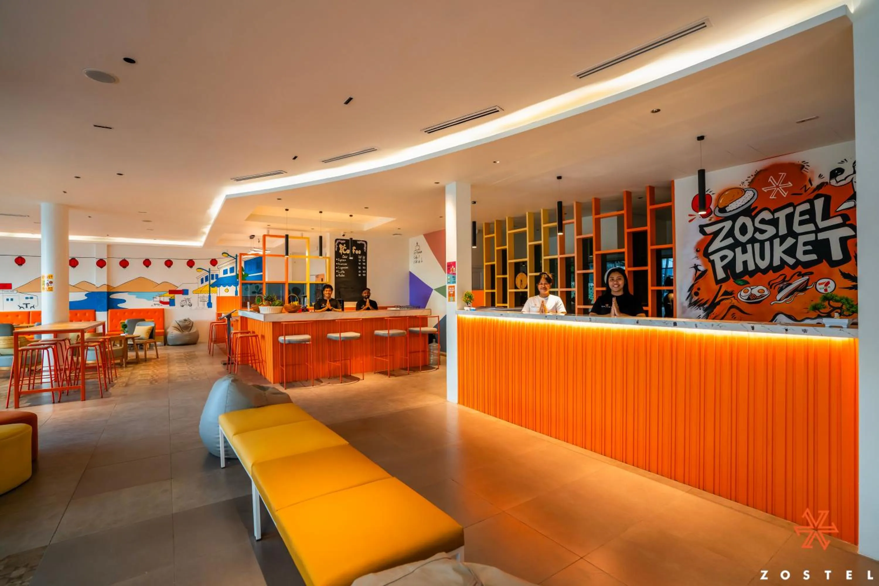 Lobby or reception in Zostel Phuket