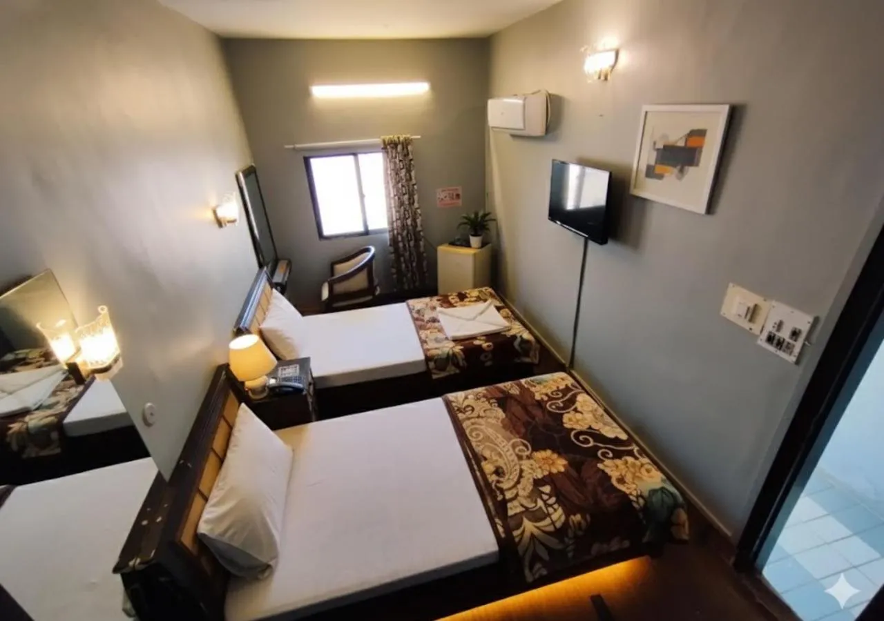 Twin Room - single occupancy in HillTop Hotel