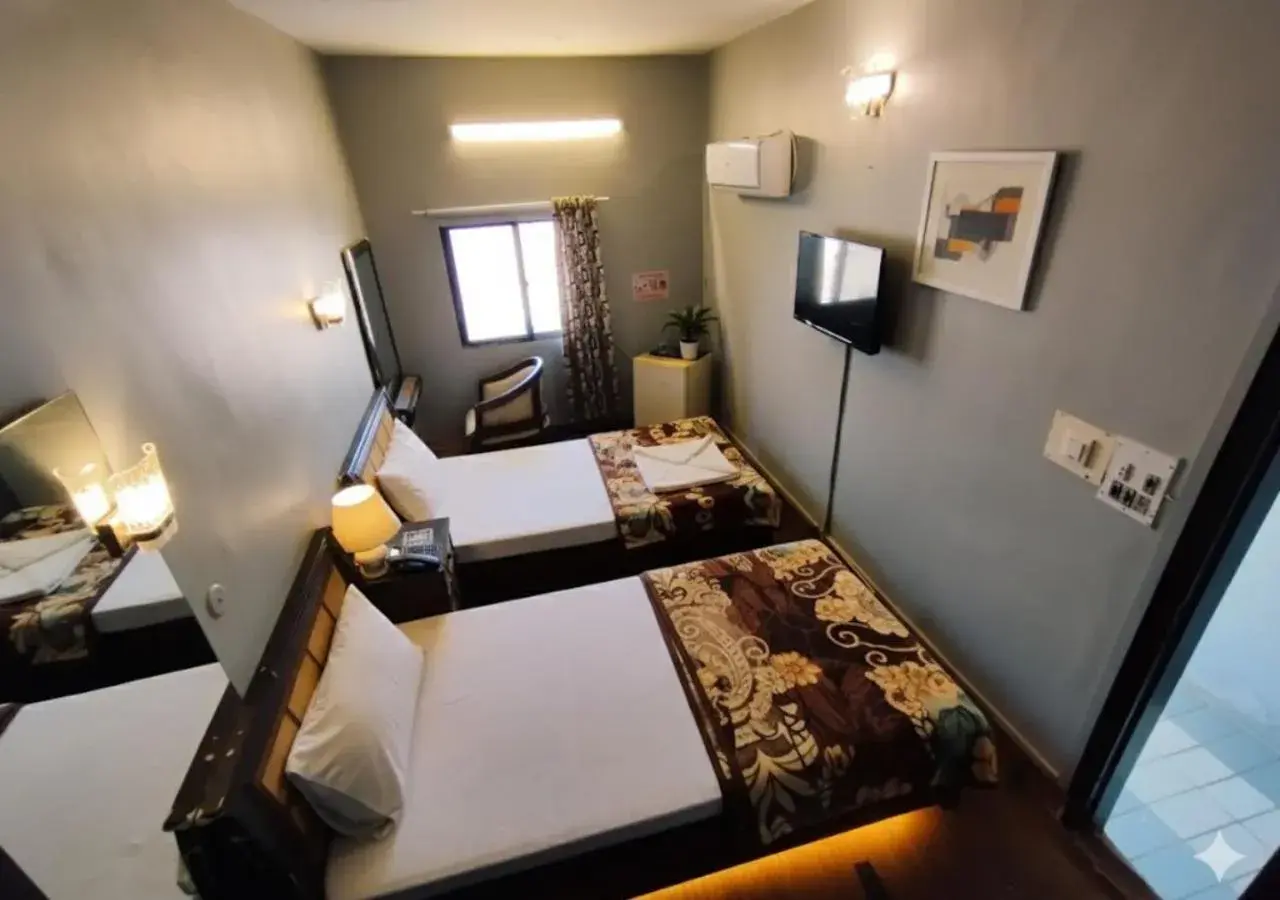 Twin Room - single occupancy in HillTop Hotel Twin Room - single occupancy in HillTop Hotel