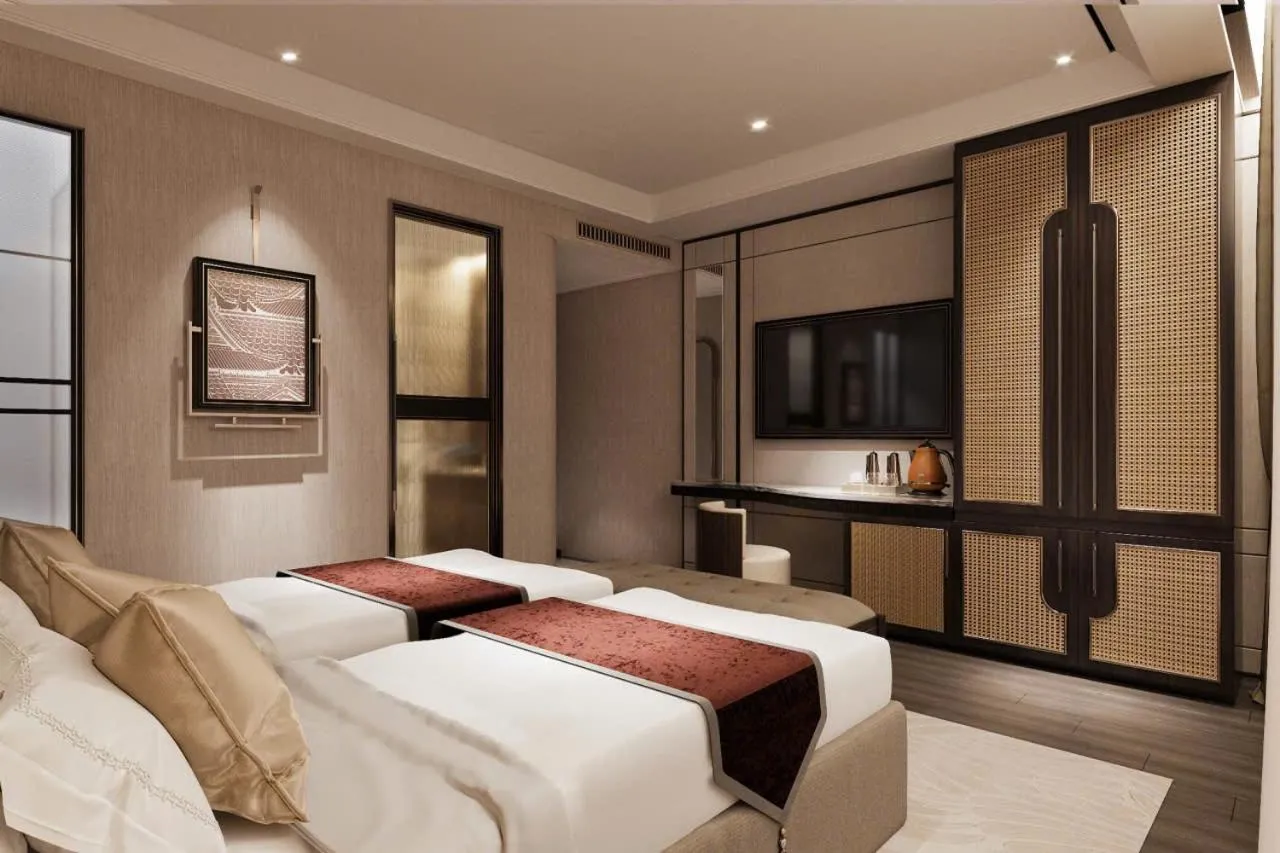 Bed in Manevi Premier Hotel