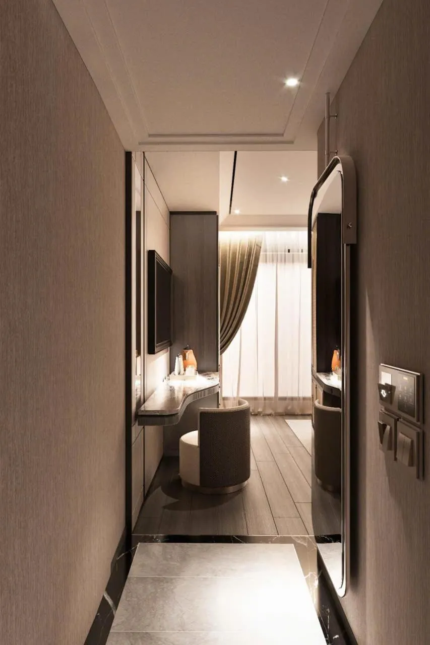 Bed in Manevi Premier Hotel