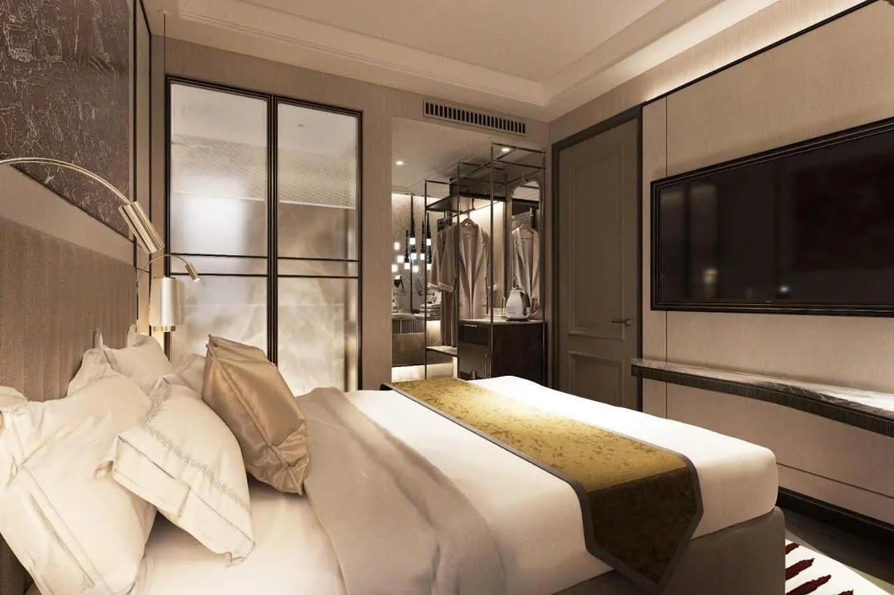 Bed in Manevi Premier Hotel