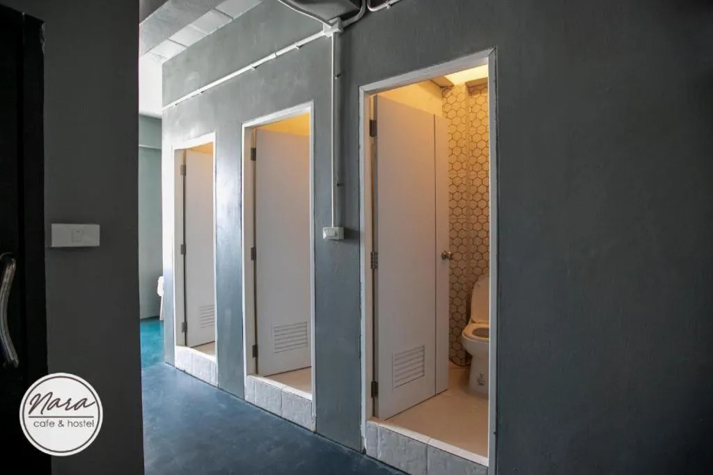 Bathroom in Nara Hostel Don Mueang