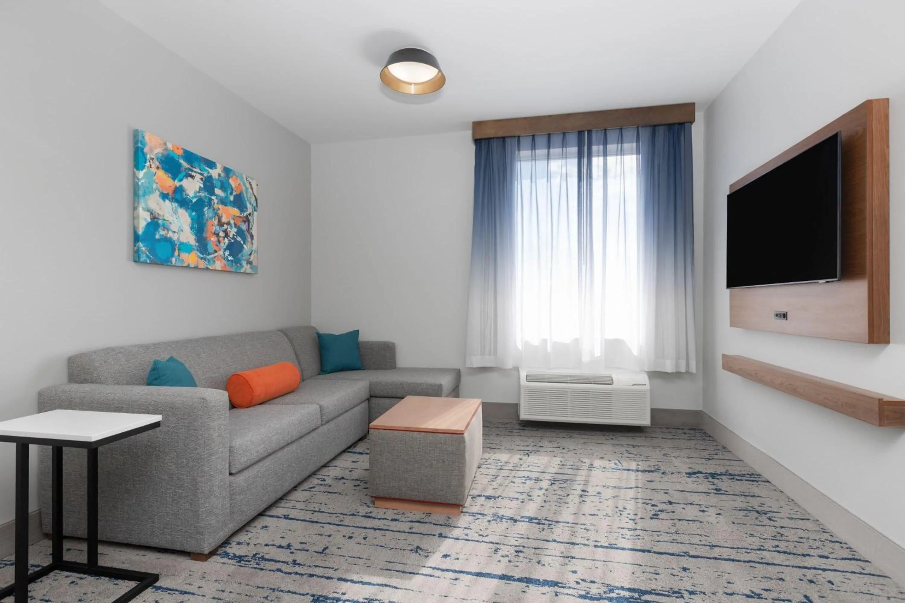 Photo of the whole room in La Quinta Inn & Suites by Wyndham Eagle Pass