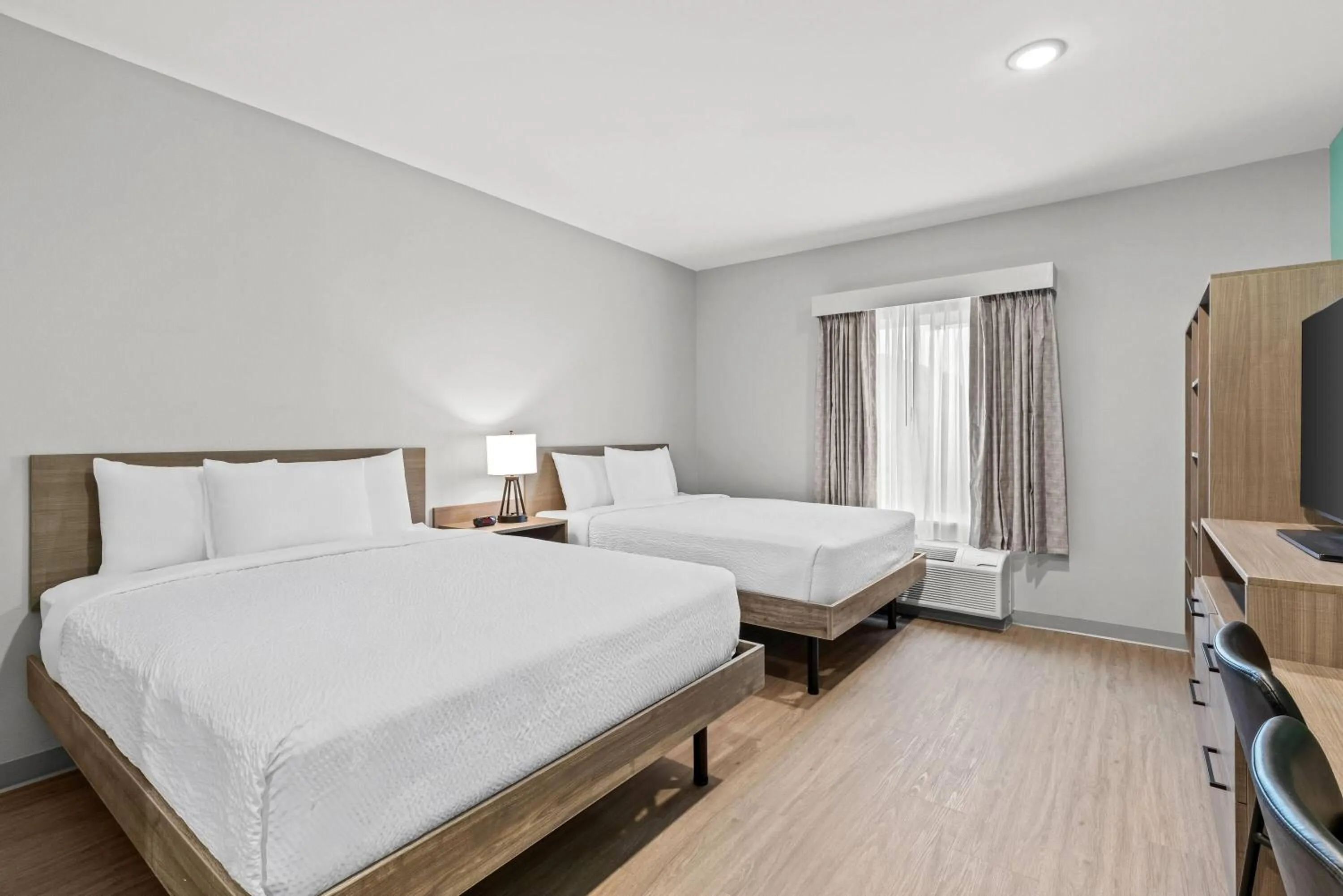 Photo of the whole room, Bed in Echo Suites Extended Stay by Wyndham Atlanta-Conyers