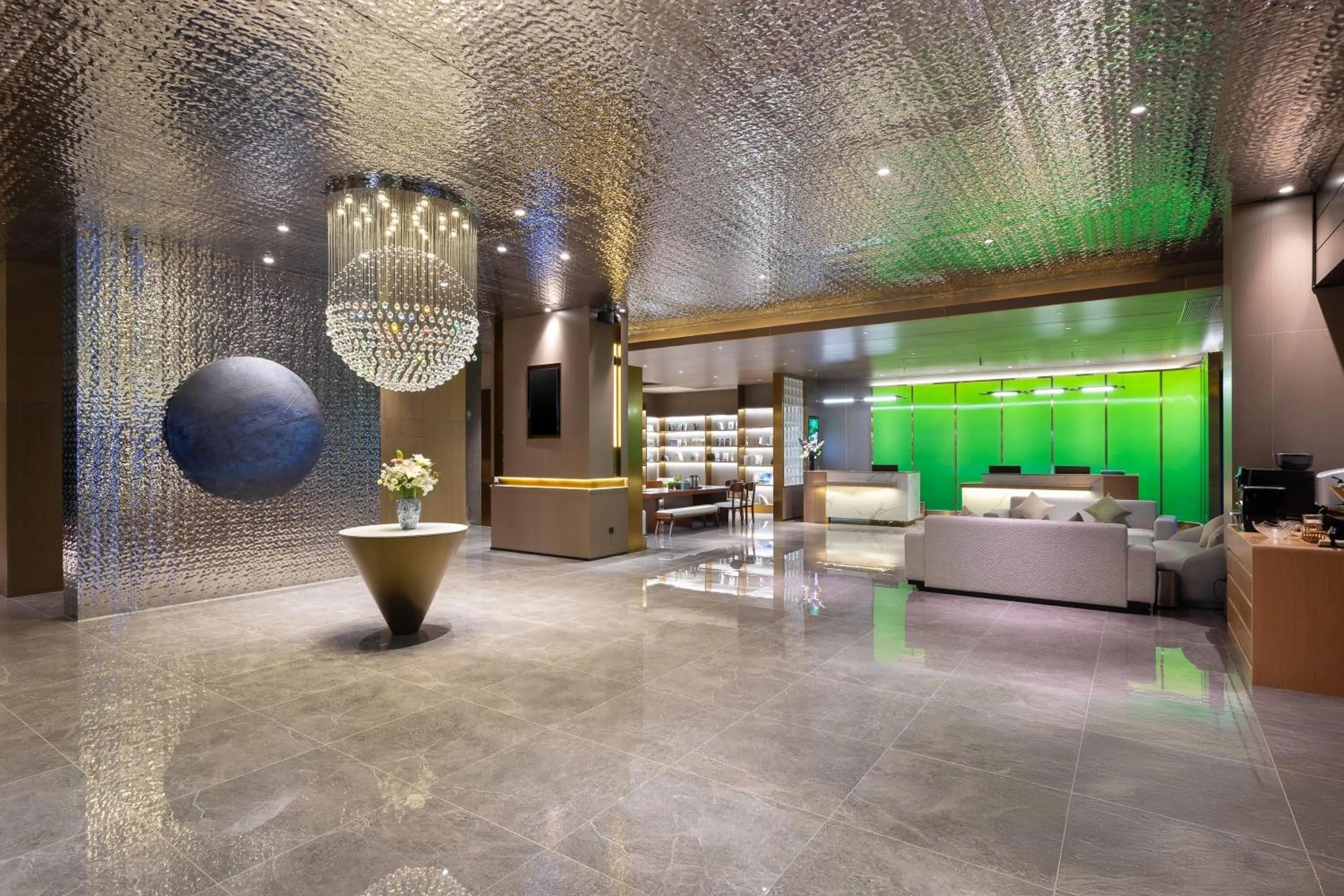 Lobby or reception in Wingate by Wyndham Emeishan Scenic Spot