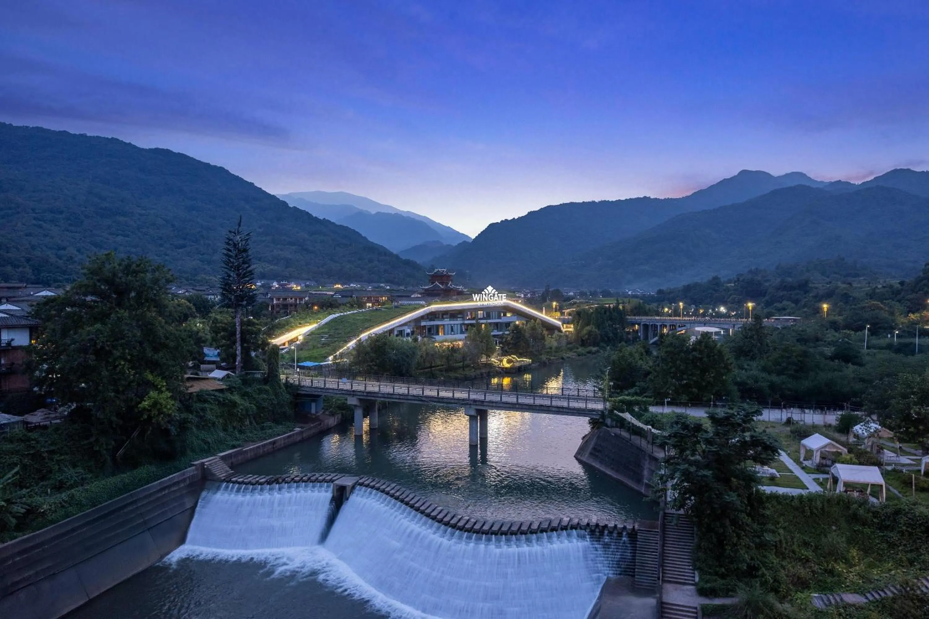 Property building in Wingate by Wyndham Emeishan Scenic Spot