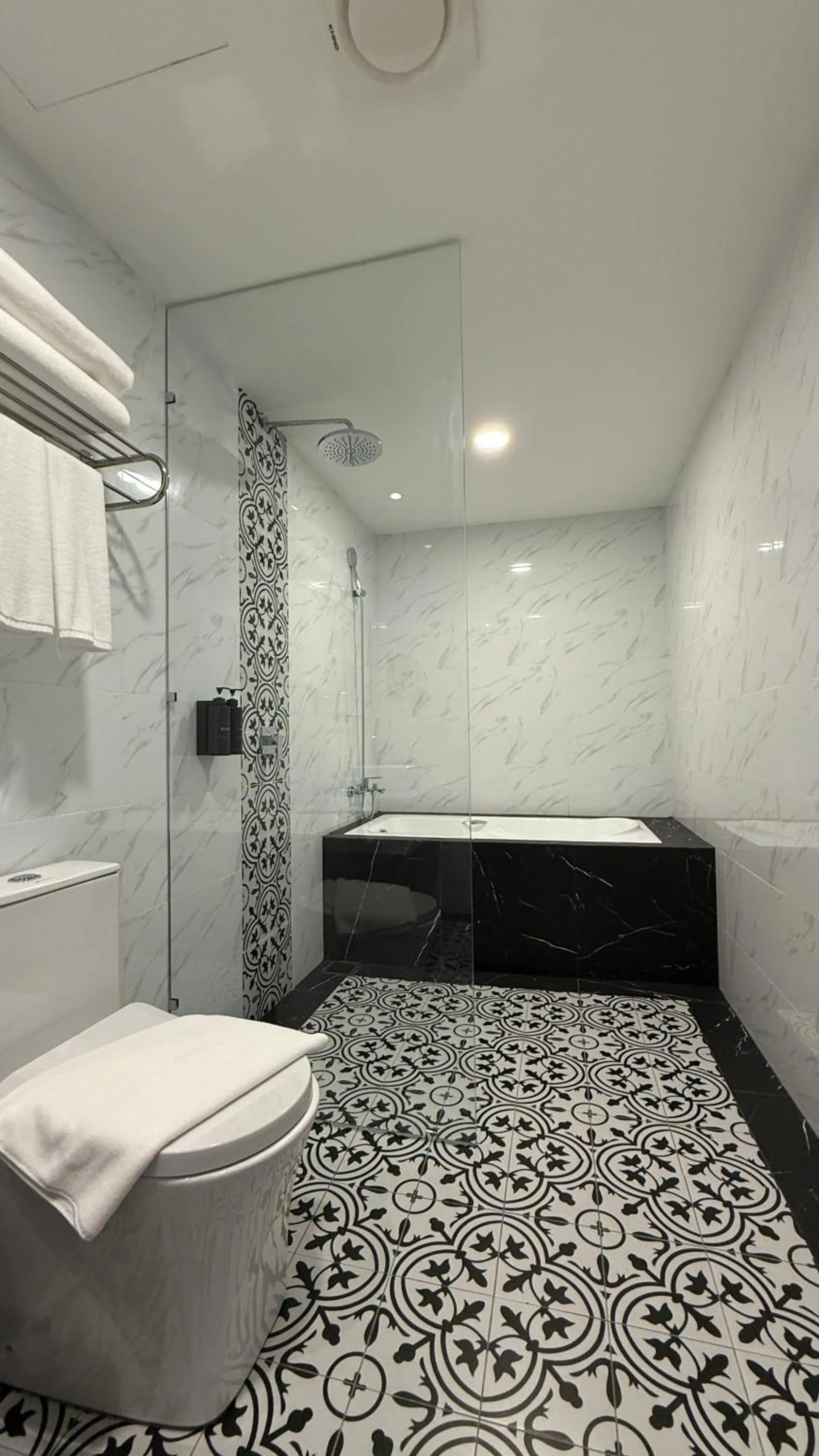Bathroom in The Lisbon Melaka, Trademark Collection by Wyndham