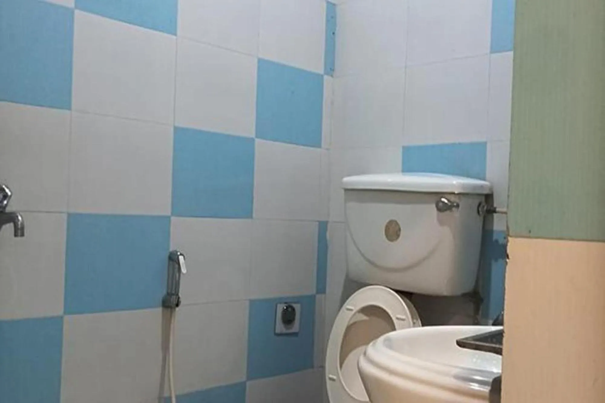 Bathroom in FabHotel Crown Inn