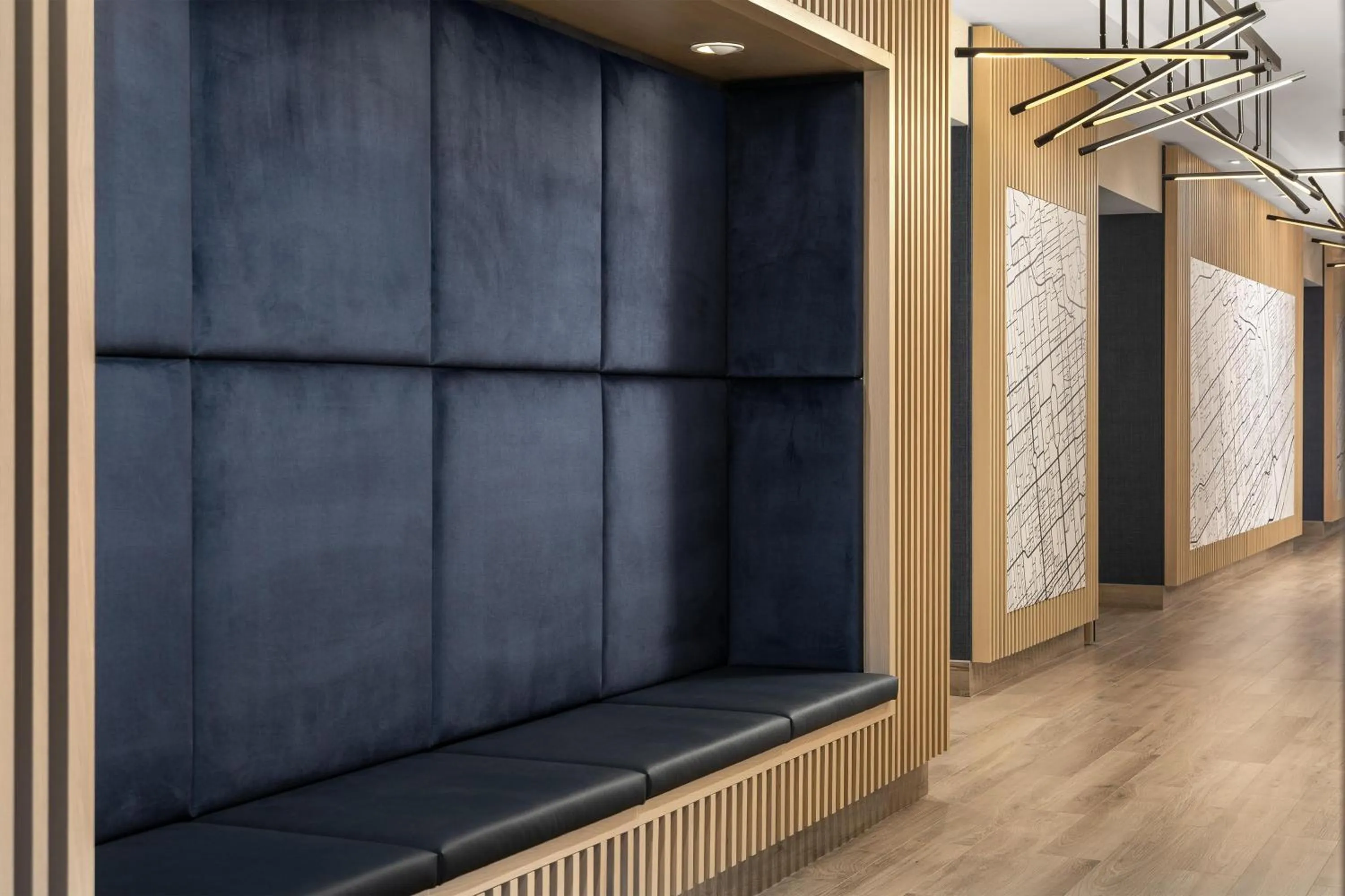 Meeting/conference room in Hyatt Place Toronto Airport