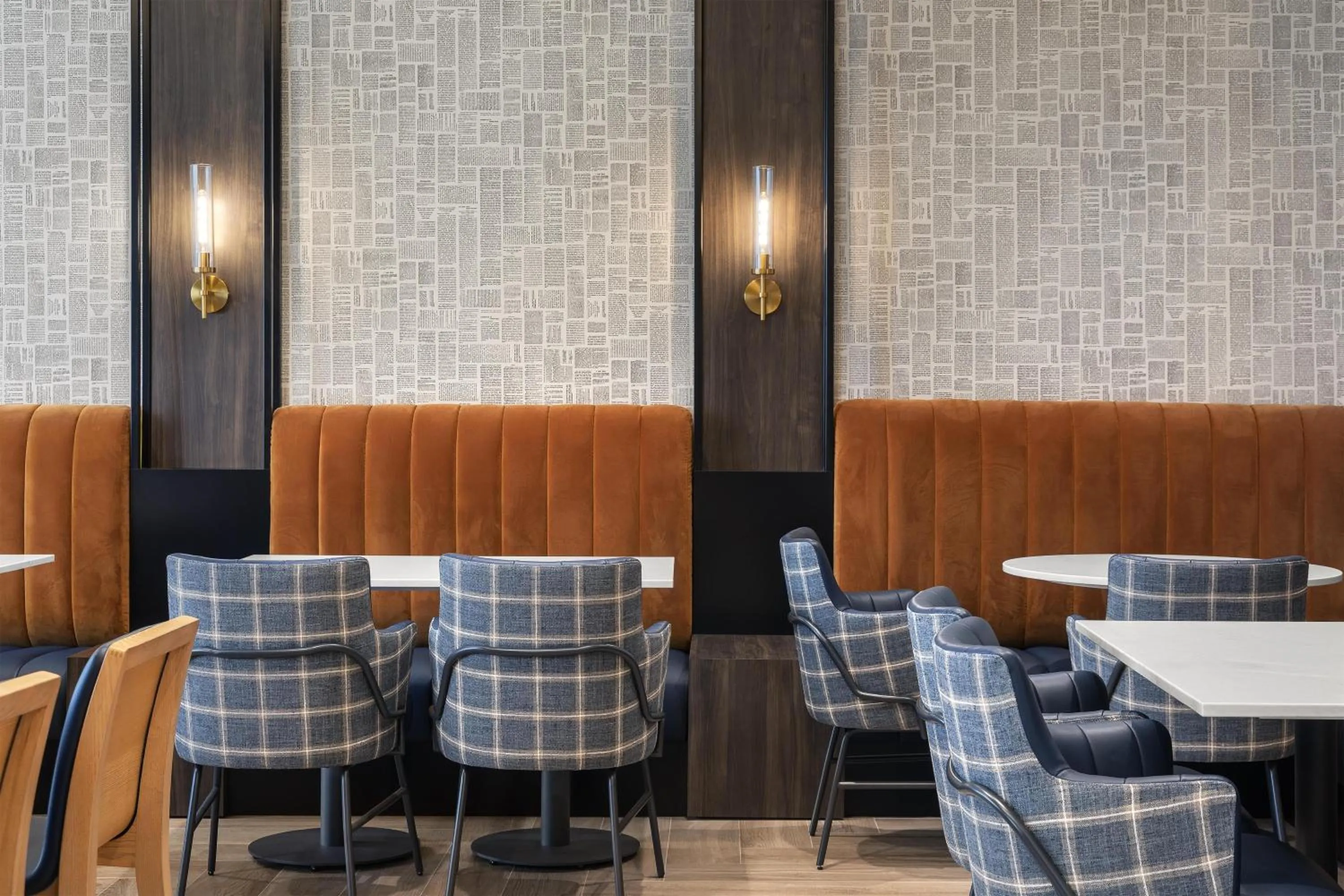 Restaurant/places to eat in Hyatt Place Toronto Airport