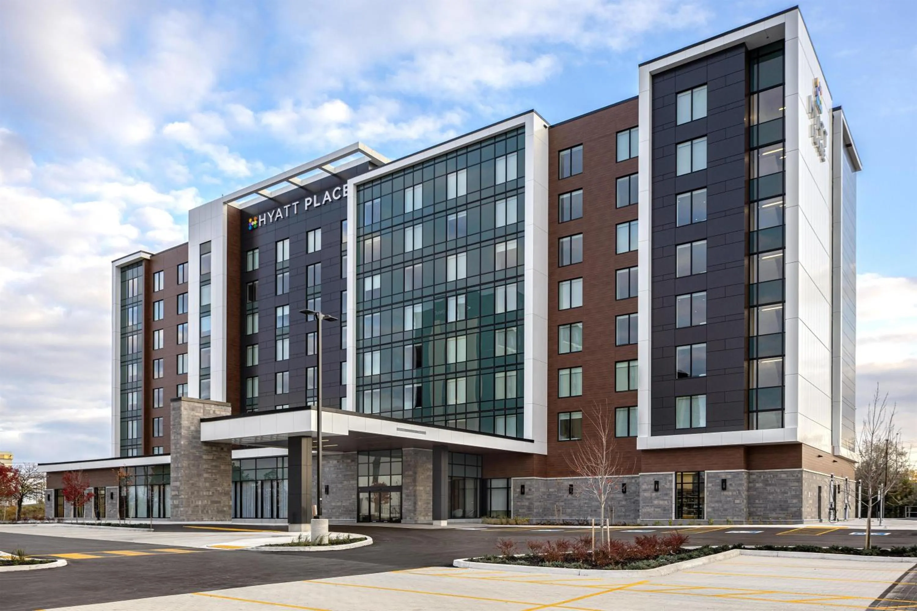 Property building in Hyatt Place Toronto Airport