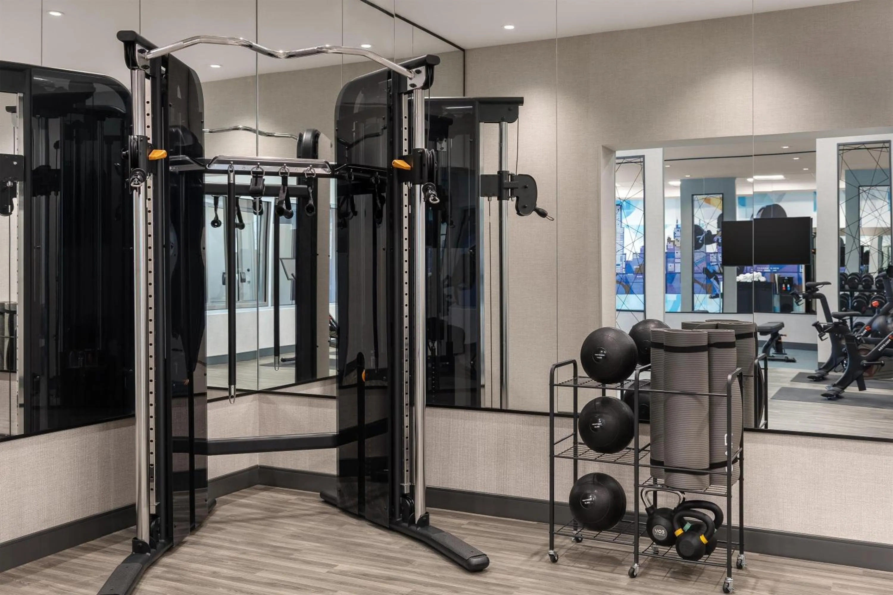 Fitness centre/facilities in Hyatt Place Toronto Airport