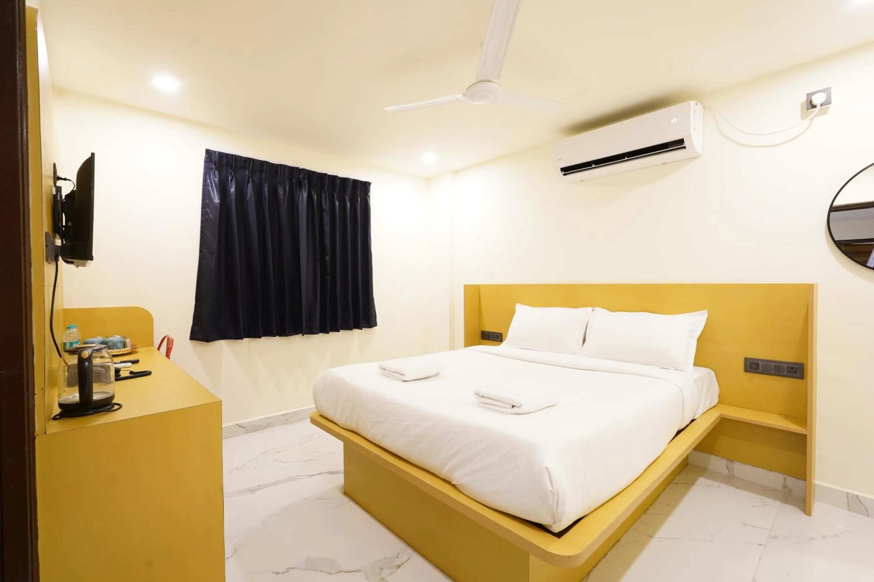 Deluxe Room in Stayz Royale Hyderabad - Near LB Nagar Metro
