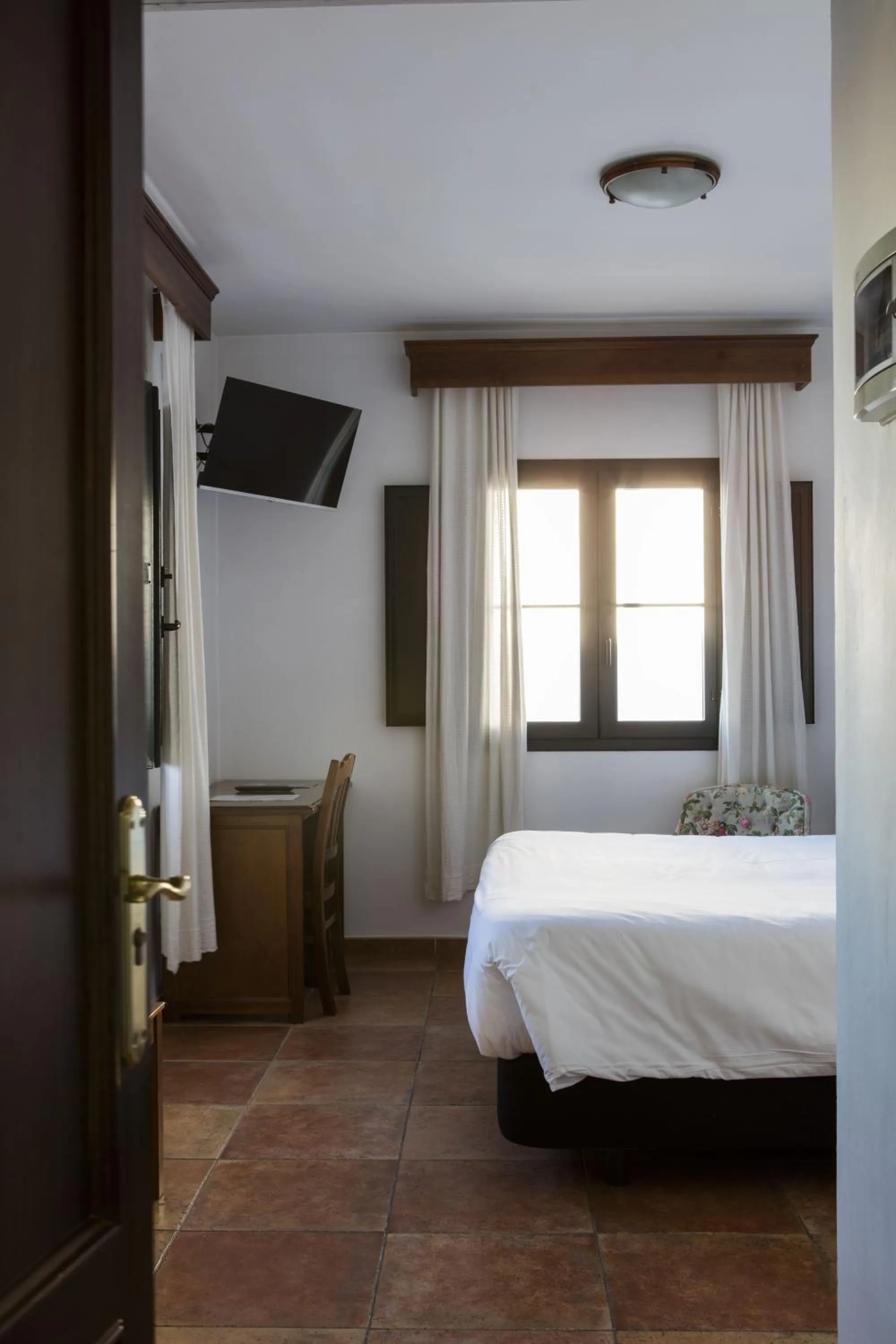 Photo of the whole room, Bed in Hotel Tugasa Sierra y Cal