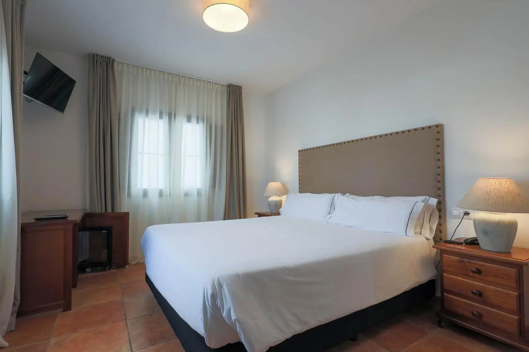 Photo of the whole room, Bed in Hotel Tugasa Sierra y Cal Photo of the whole room, Bed in Hotel Tugasa Sierra y Cal