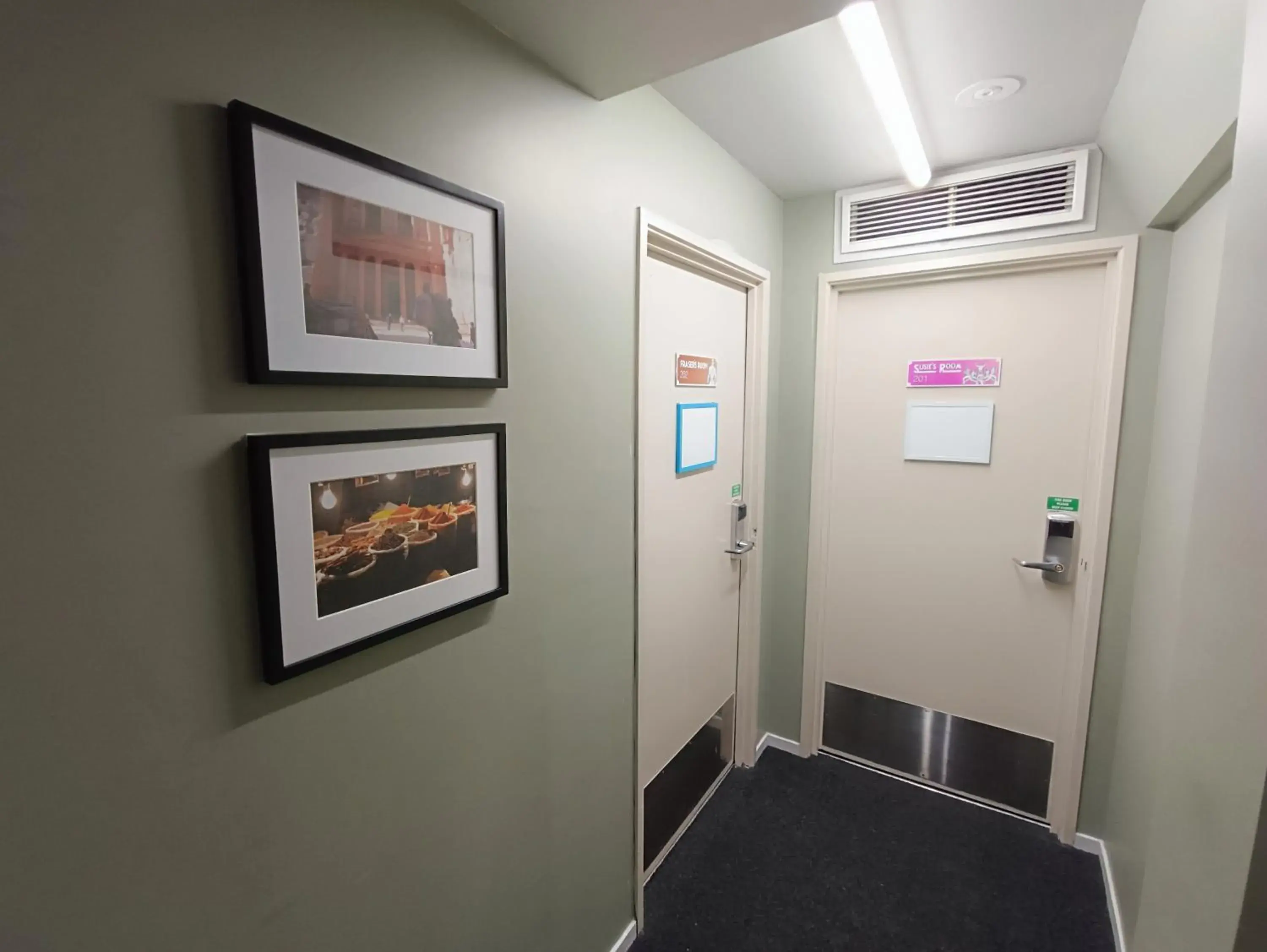 Property building in Urbanz Property building in Urbanz