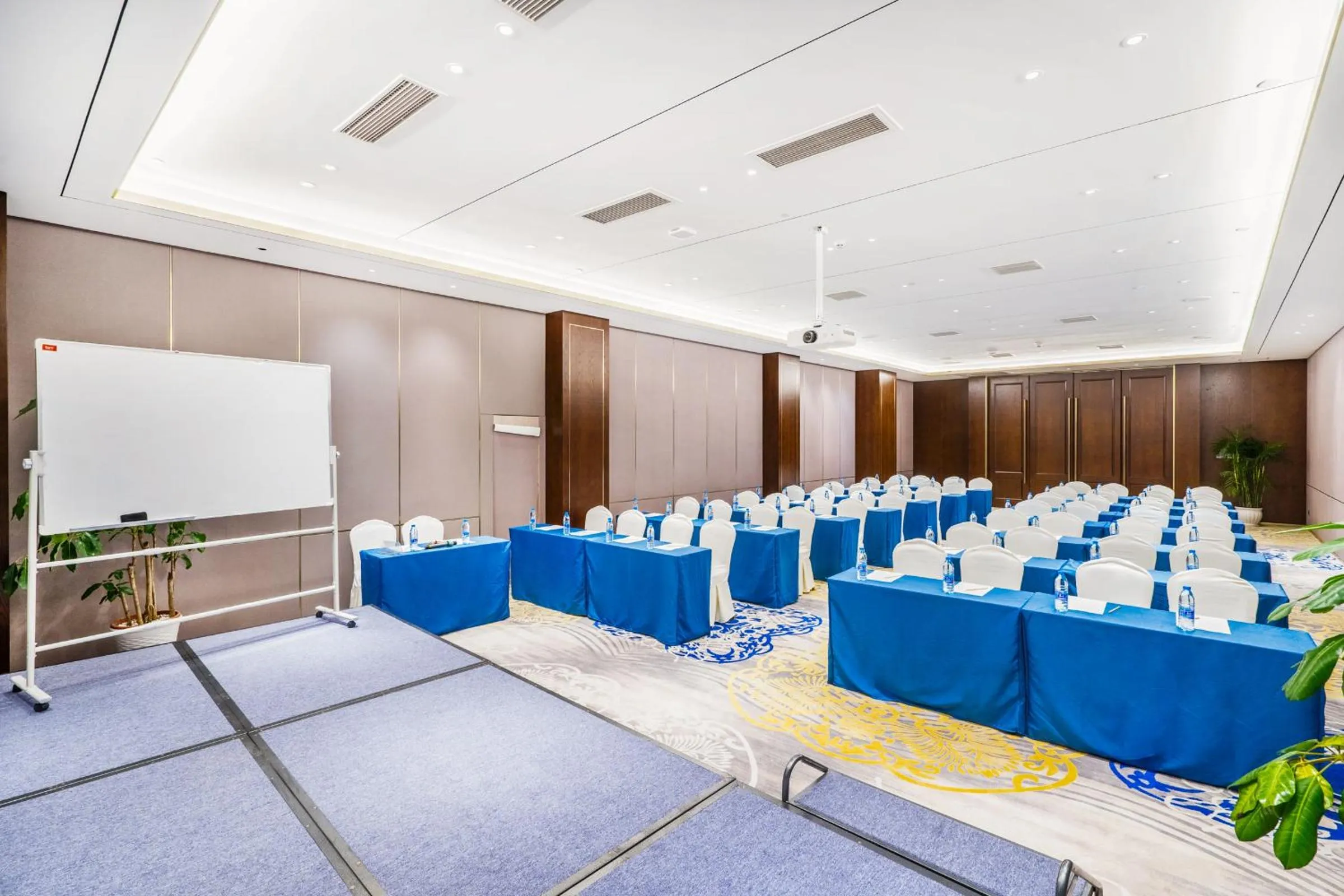 Meeting/conference room in Zhonghao International Hotel